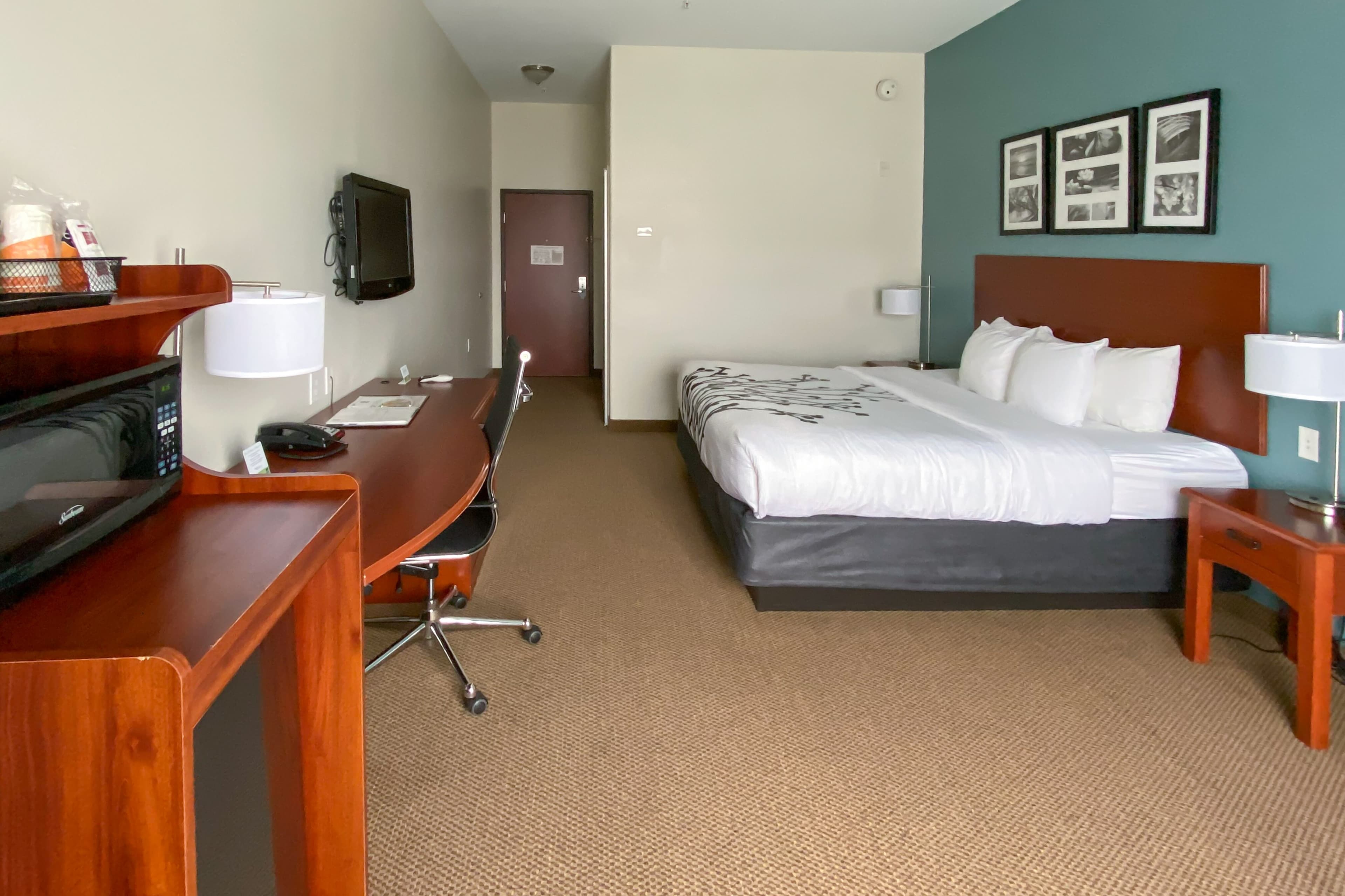 Sleep Inn & Suites Pearland - Houston South — 9