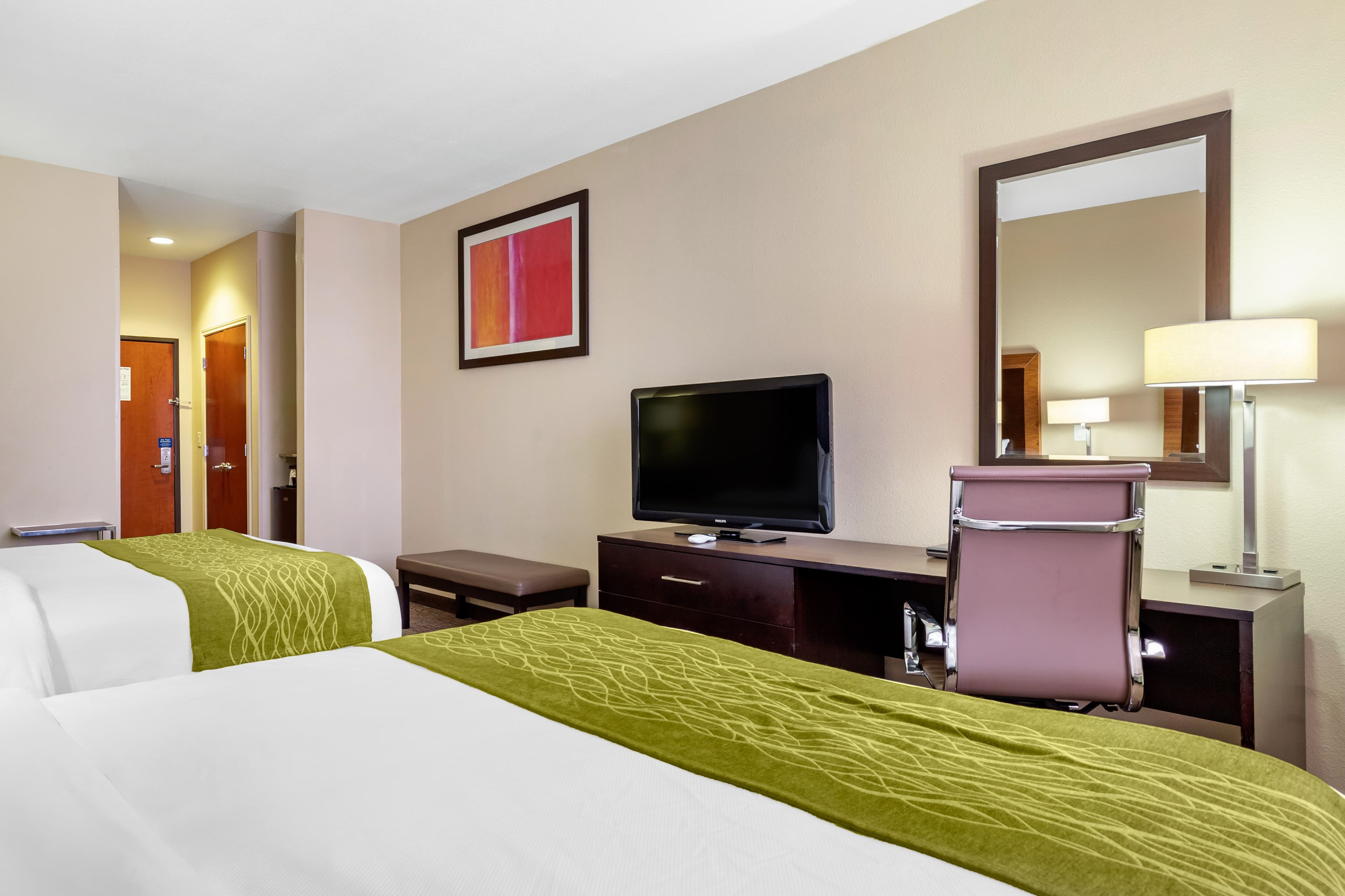 Comfort Inn & Suites Lakeside — 16