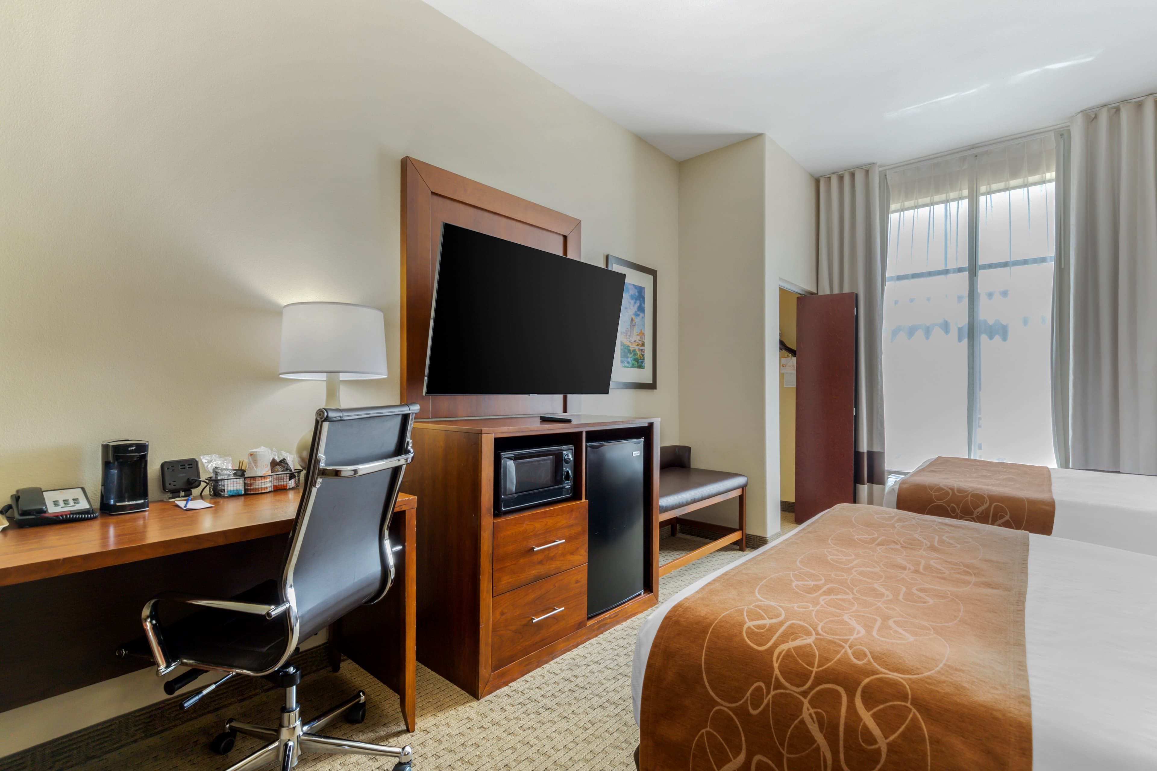 Comfort Suites Pflugerville - Austin North — 17