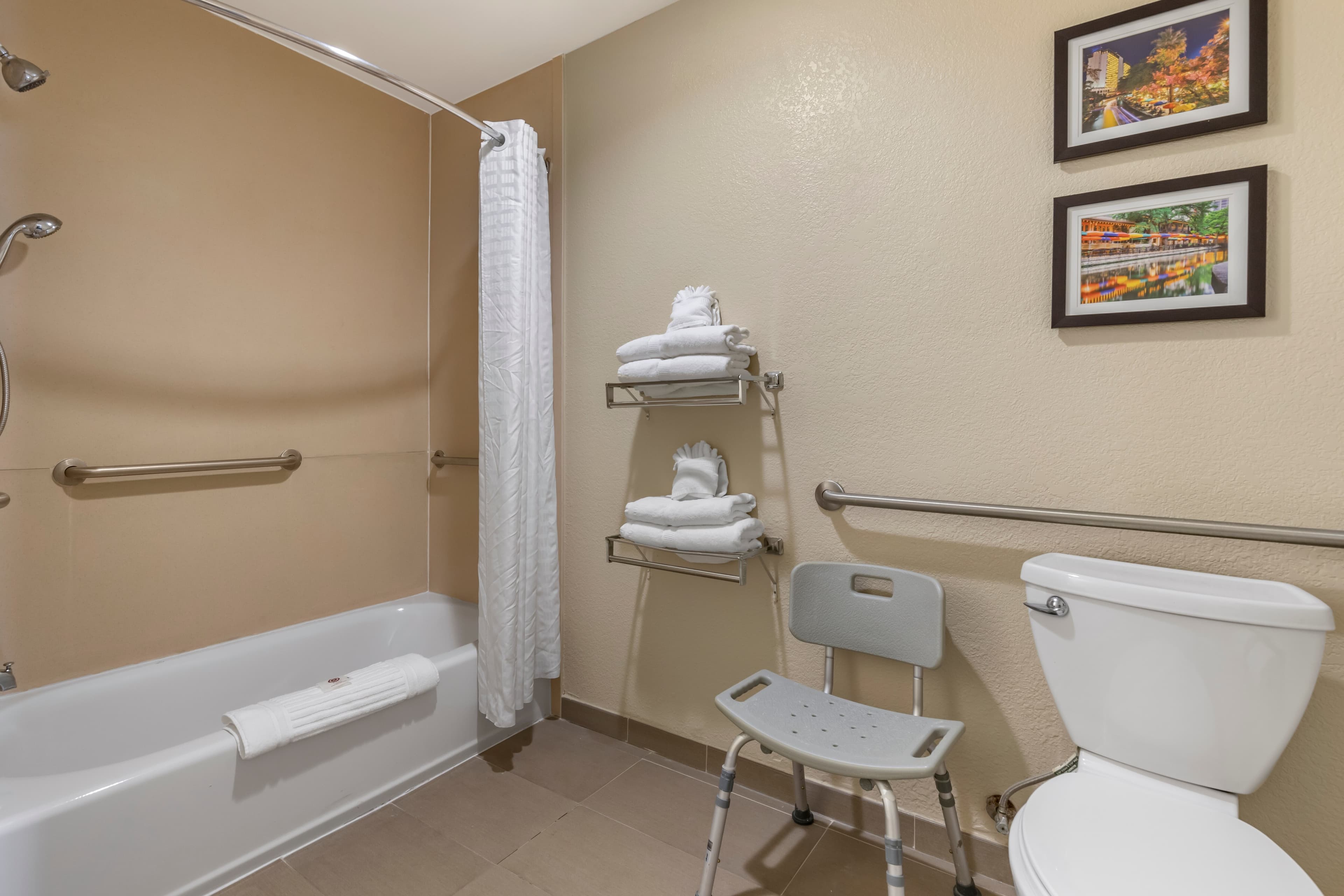 Comfort Suites Medical Center near Six Flags — 12