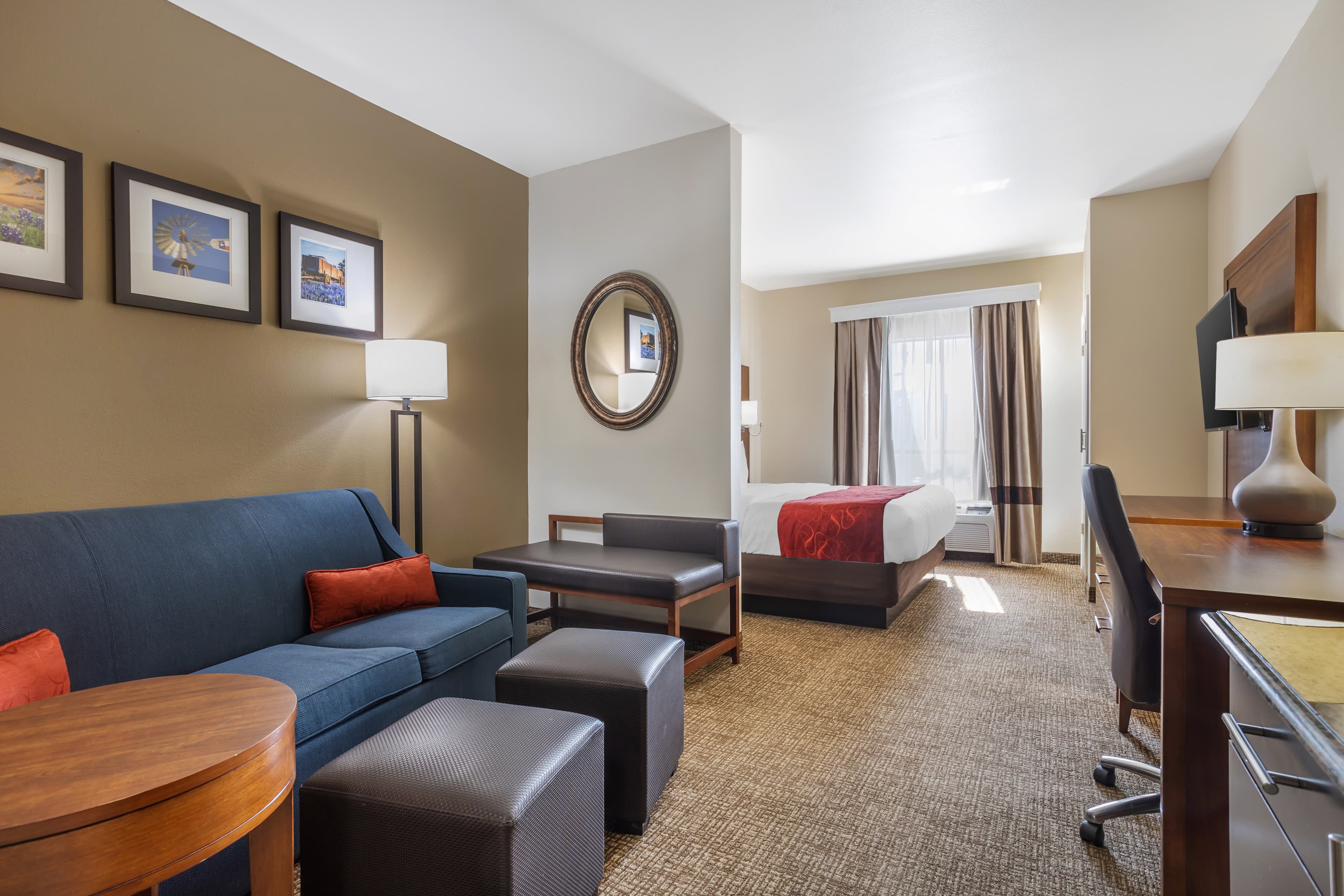 Comfort Suites Old Town Spring — 19
