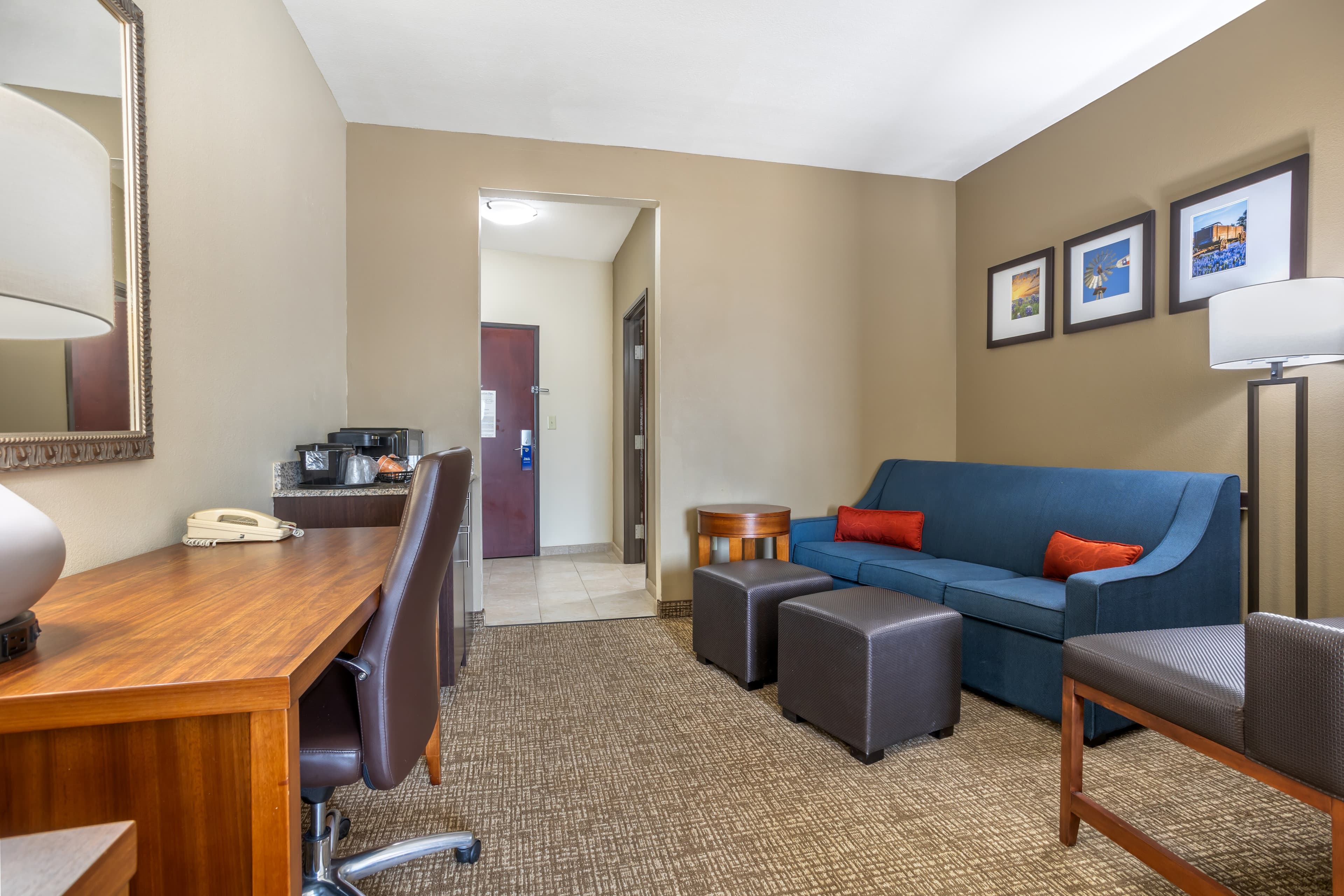 Comfort Suites Old Town Spring — 20