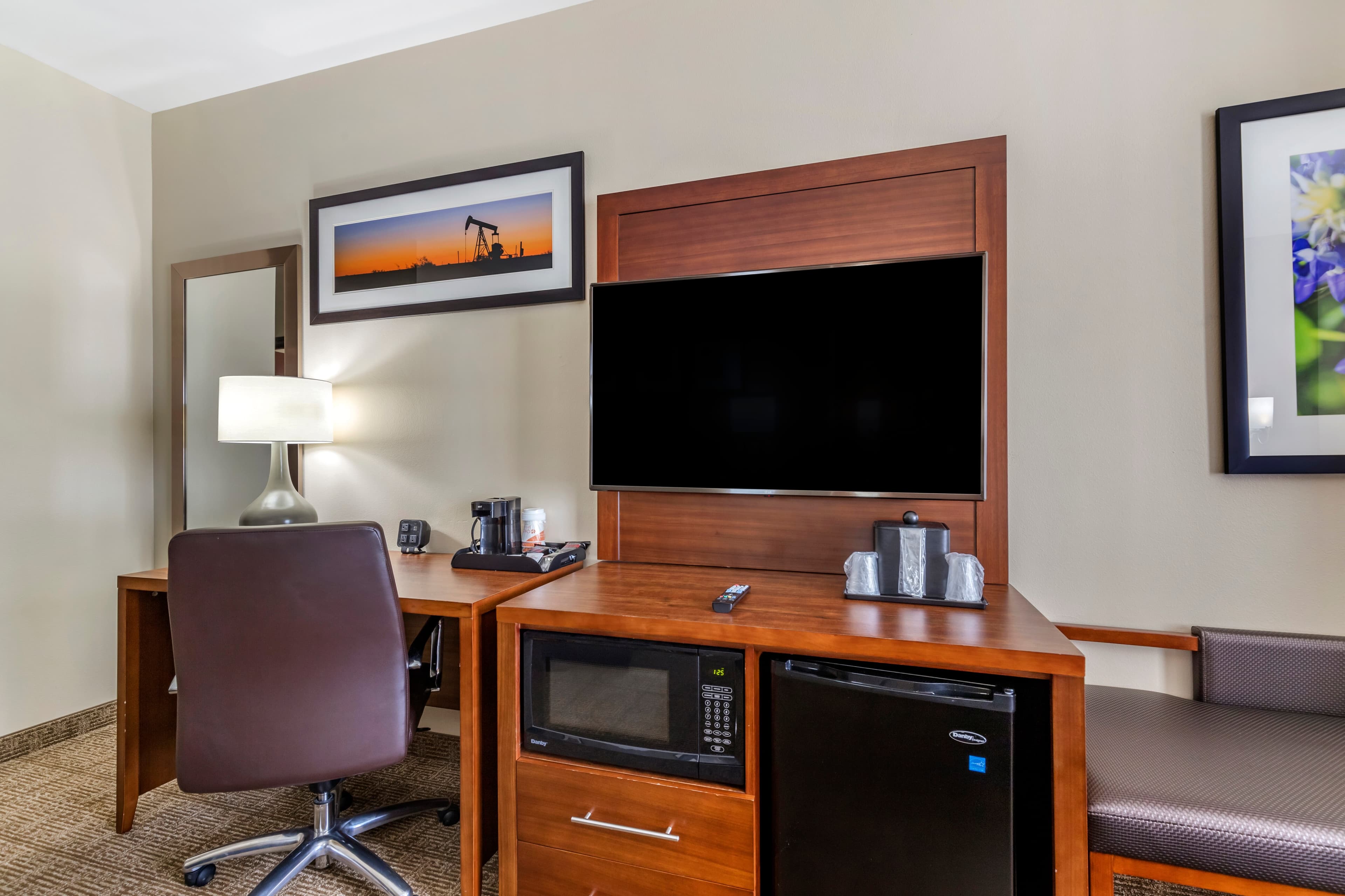 Comfort Suites Buda - Austin South — 19