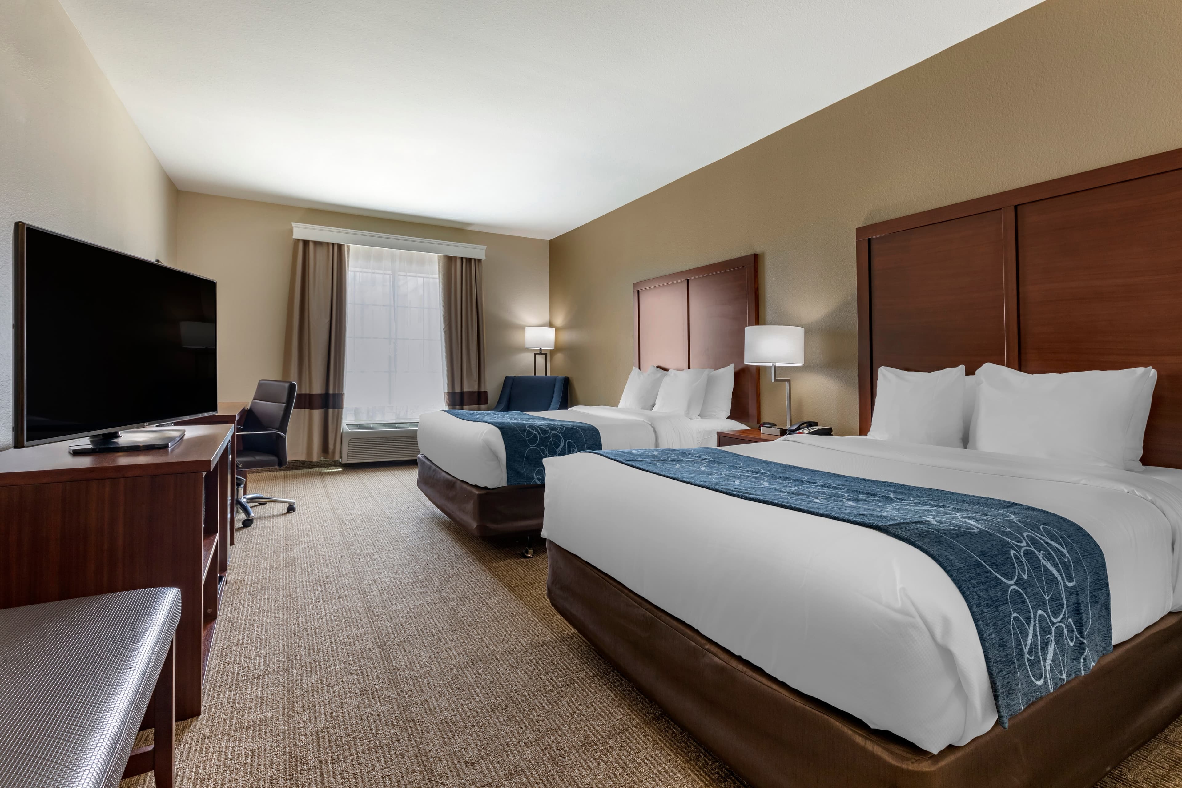 Comfort Inn & Suites Paris — 6