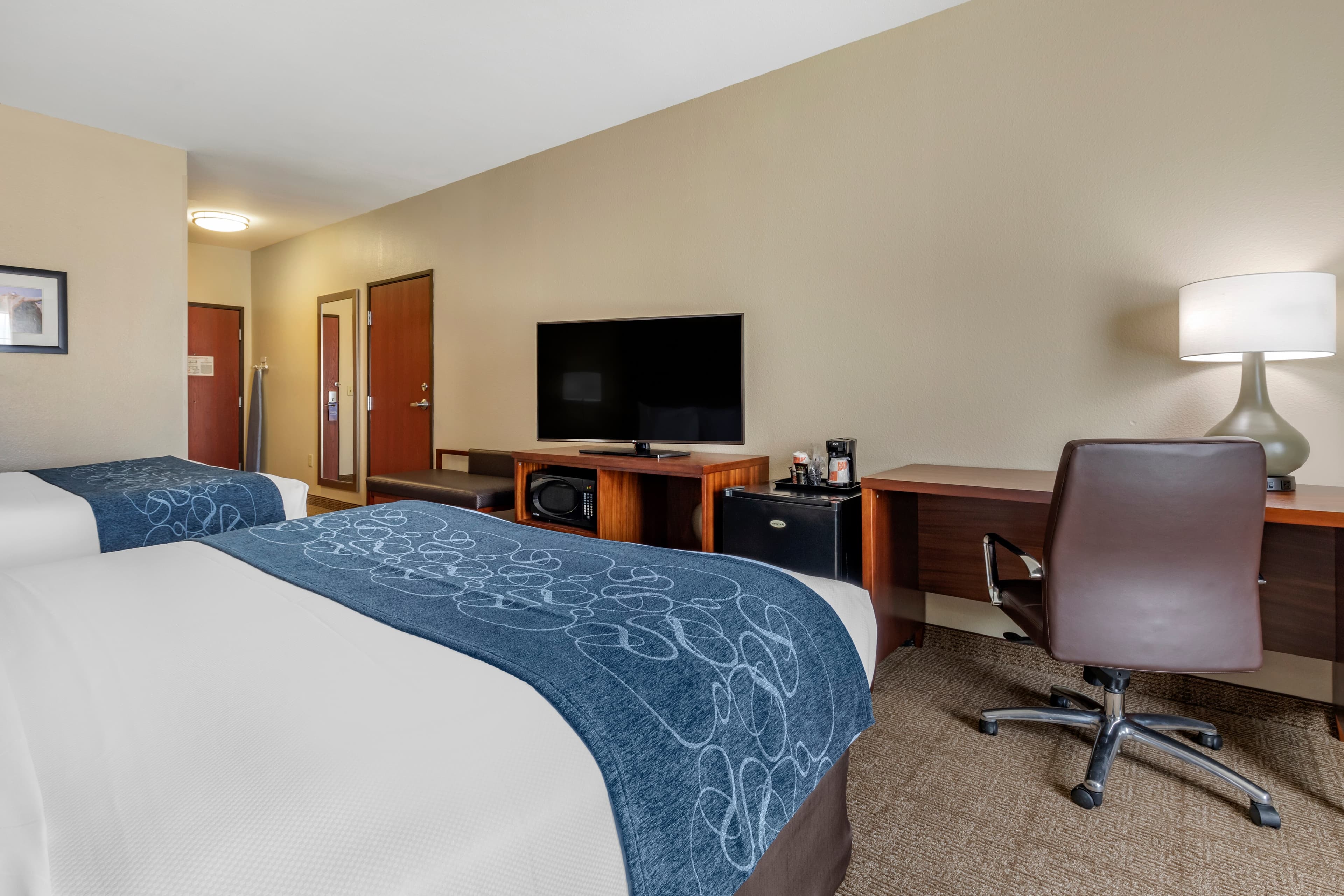 Comfort Inn & Suites Paris — 8