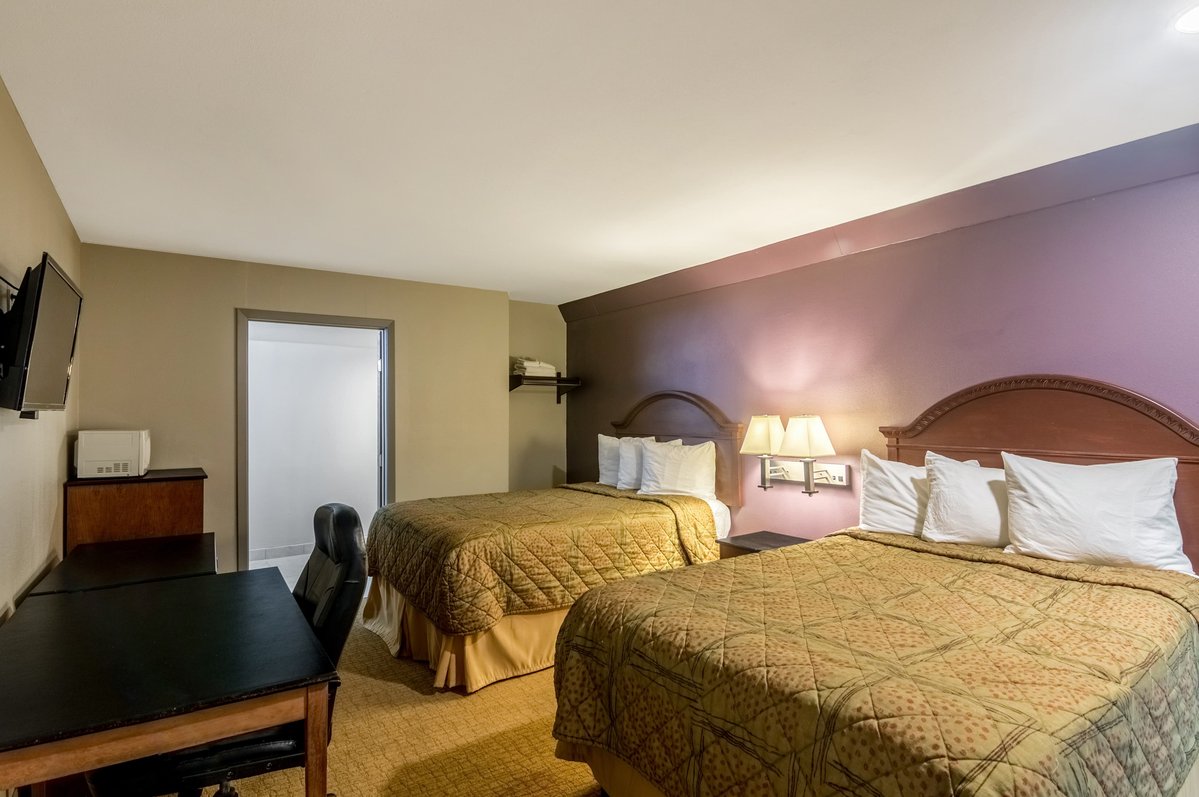 Rodeway Inn Arlington Entertainment District Area — 13