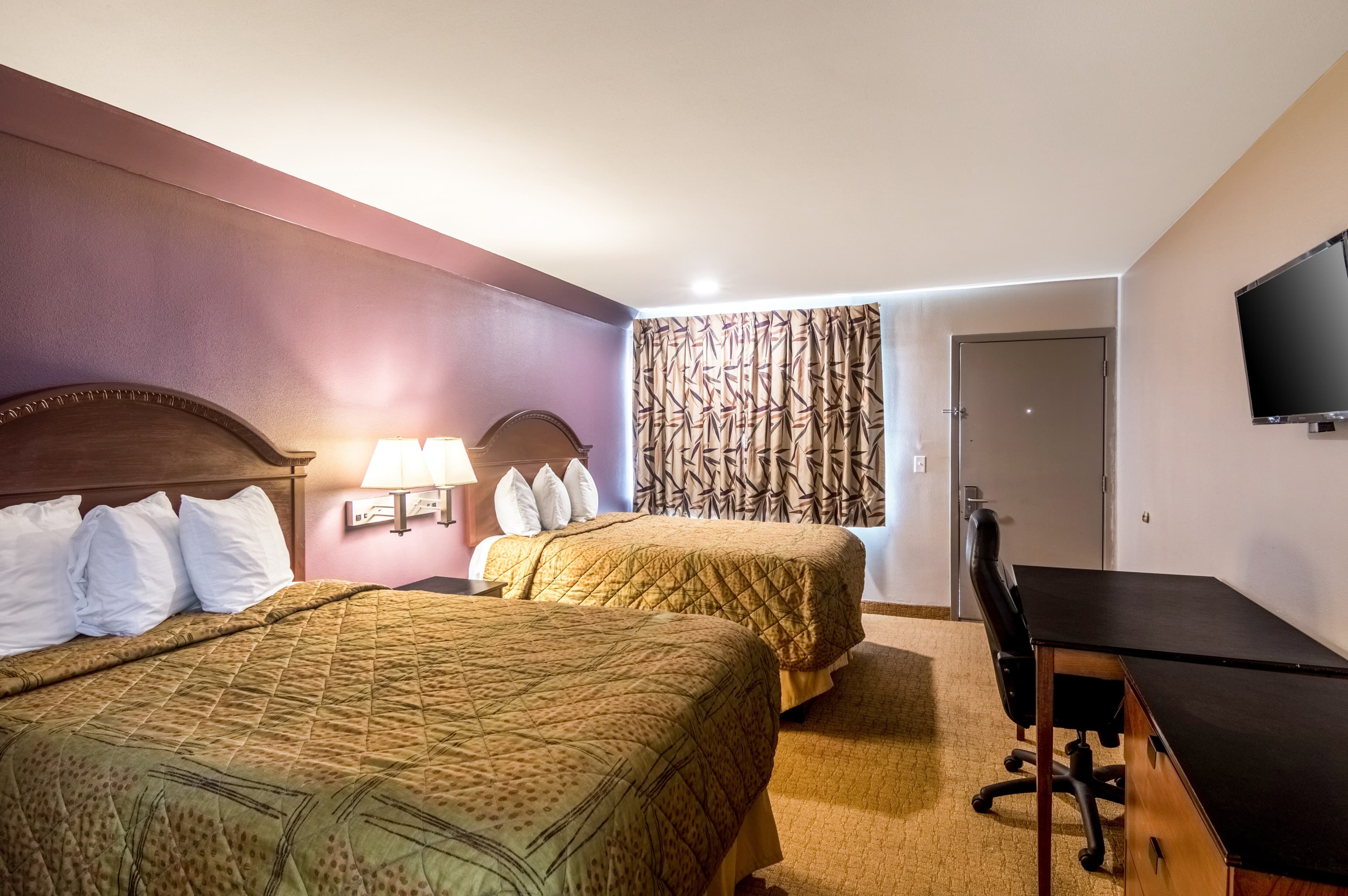 Rodeway Inn Arlington Entertainment District Area — 15