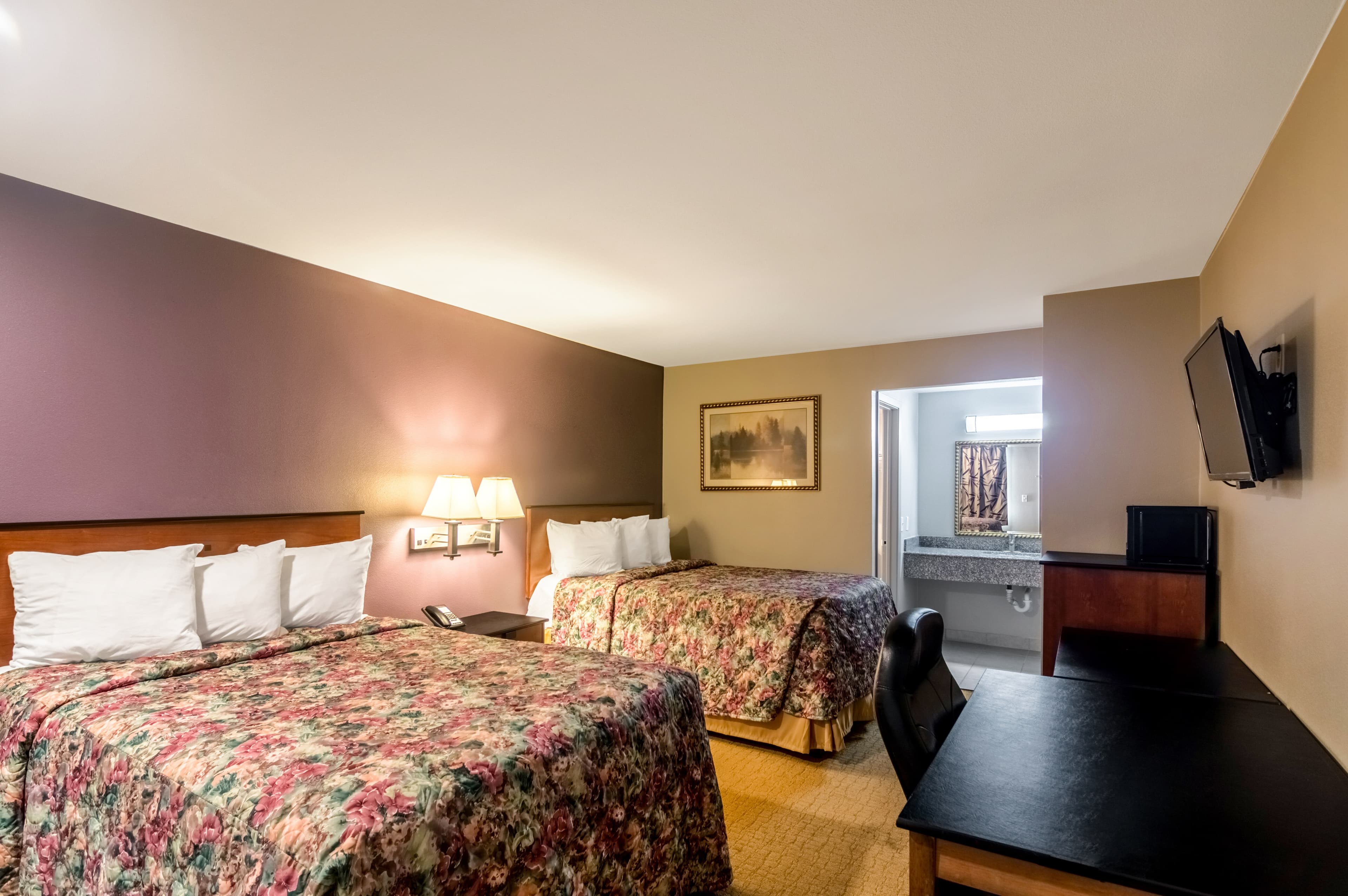 Rodeway Inn Arlington Entertainment District Area - Image 2