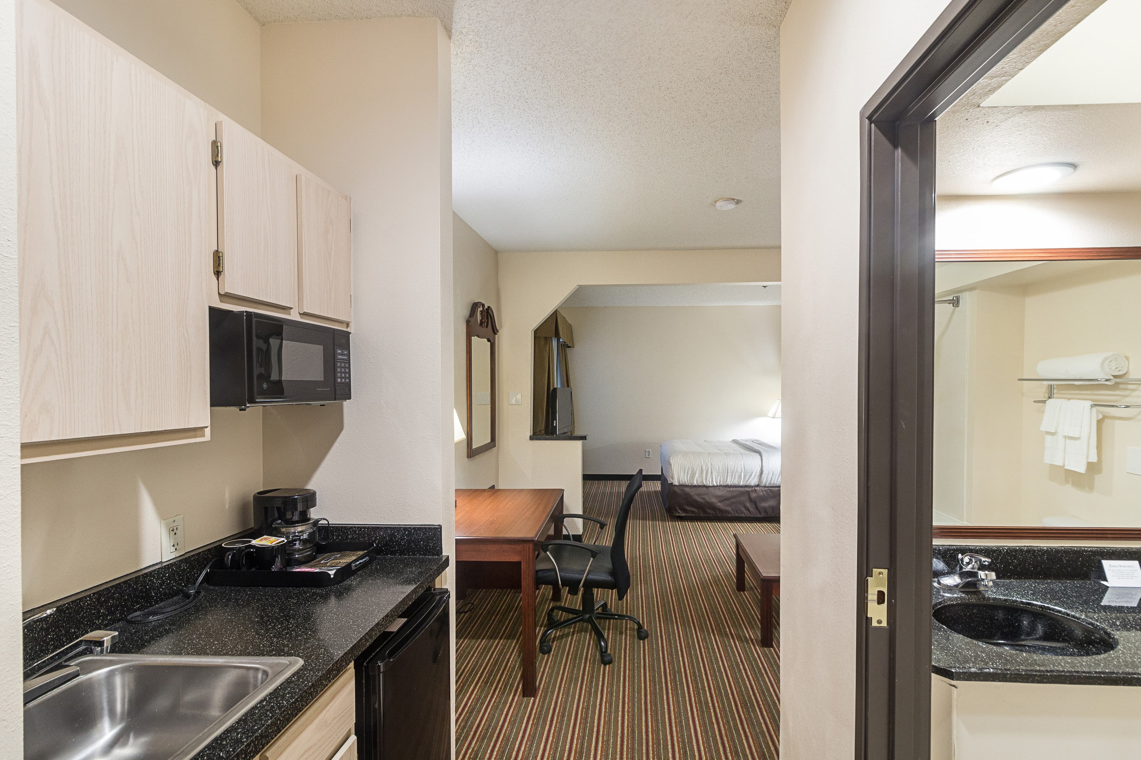Quality Inn & Suites West Chase — 13