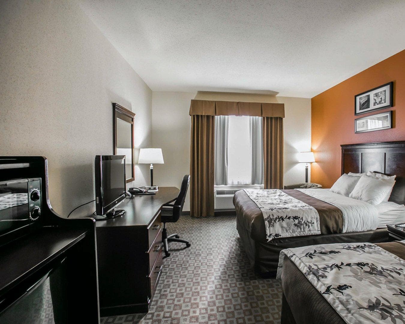 Sleep Inn & Suites Hwy 290/NW Freeway — 9