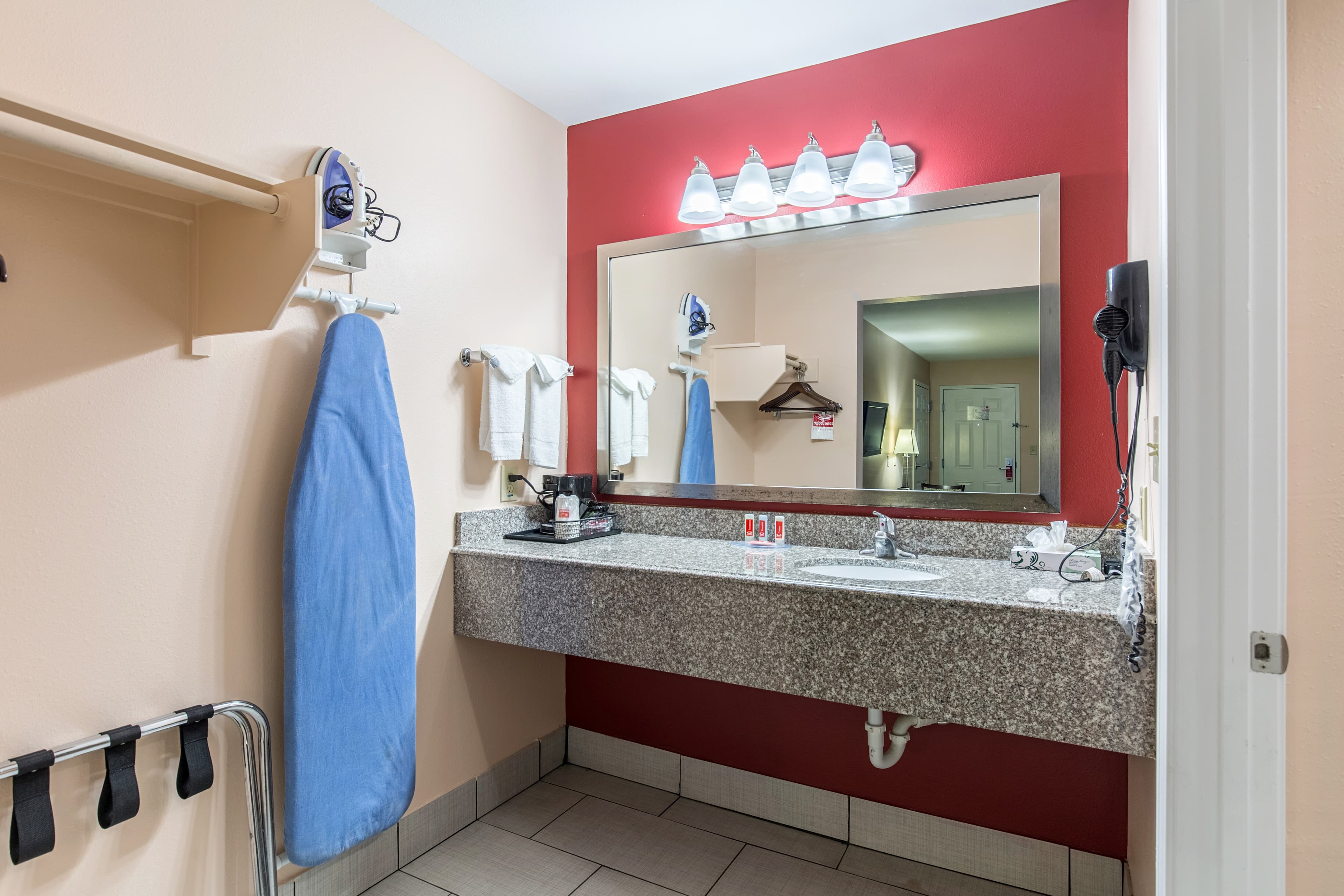Quality Inn & Suites Bridge City/Orange — 22