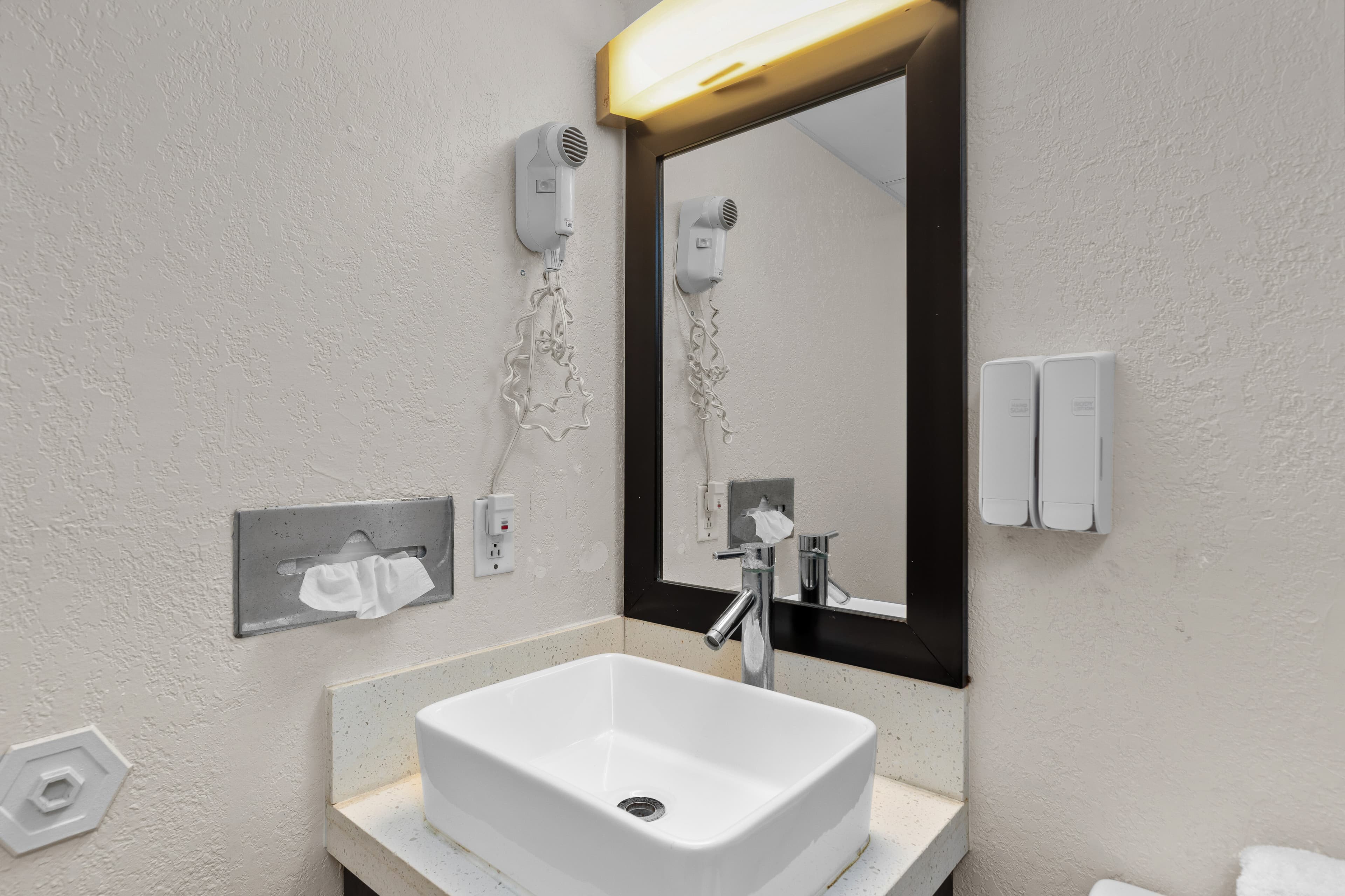 WindWater Hotel and Marina — 36