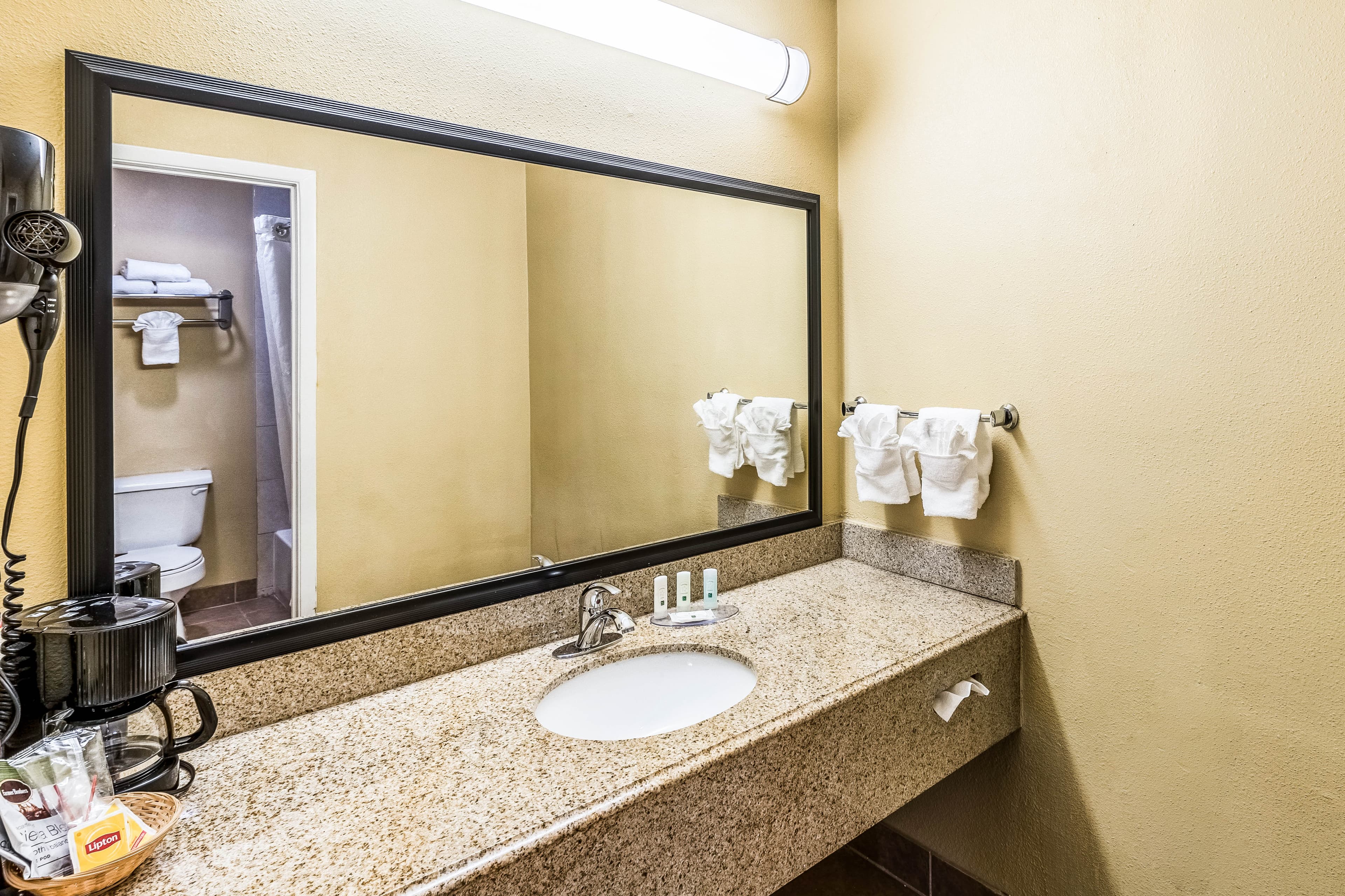 Quality Inn Corsicana — 7