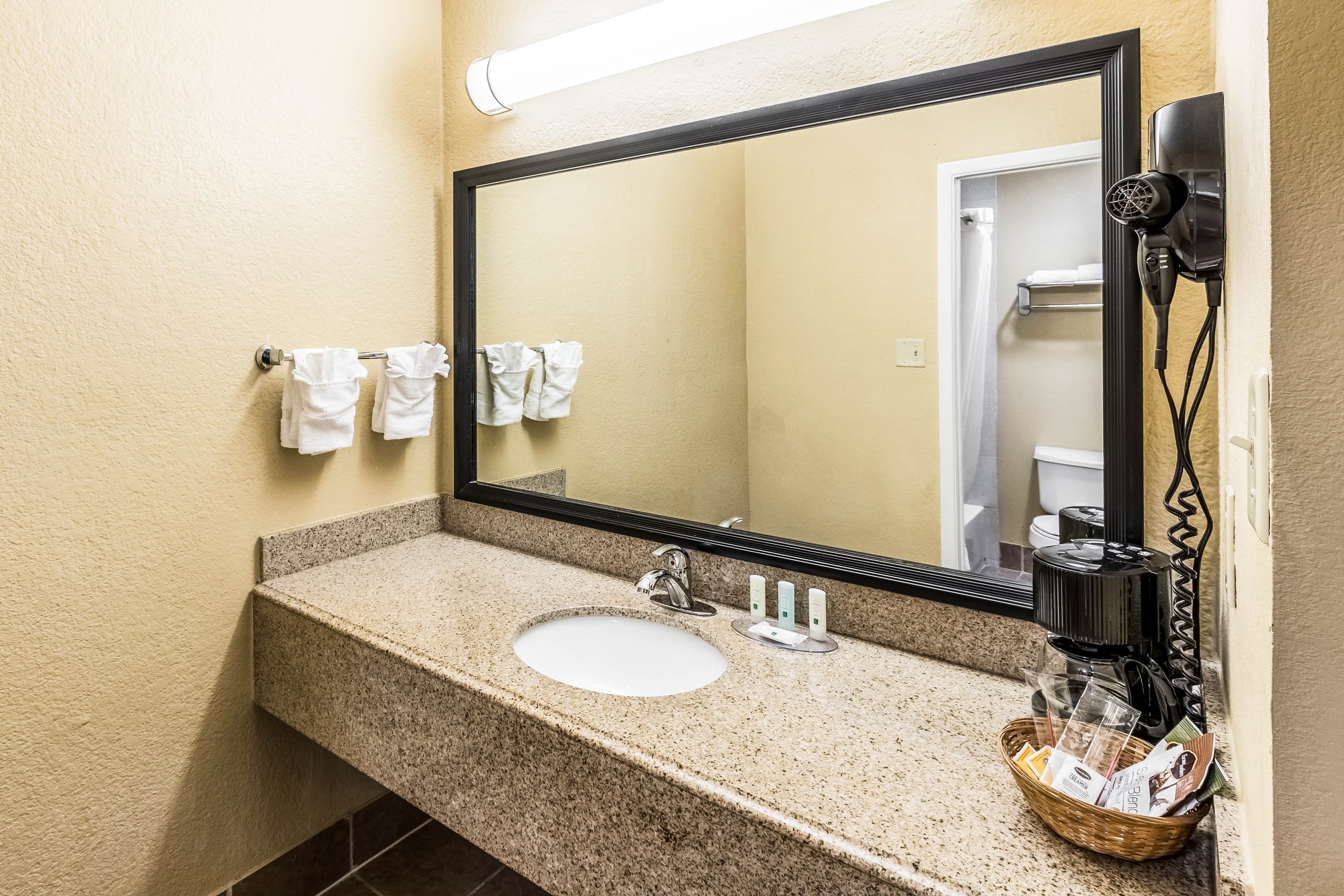 Quality Inn Corsicana — 10