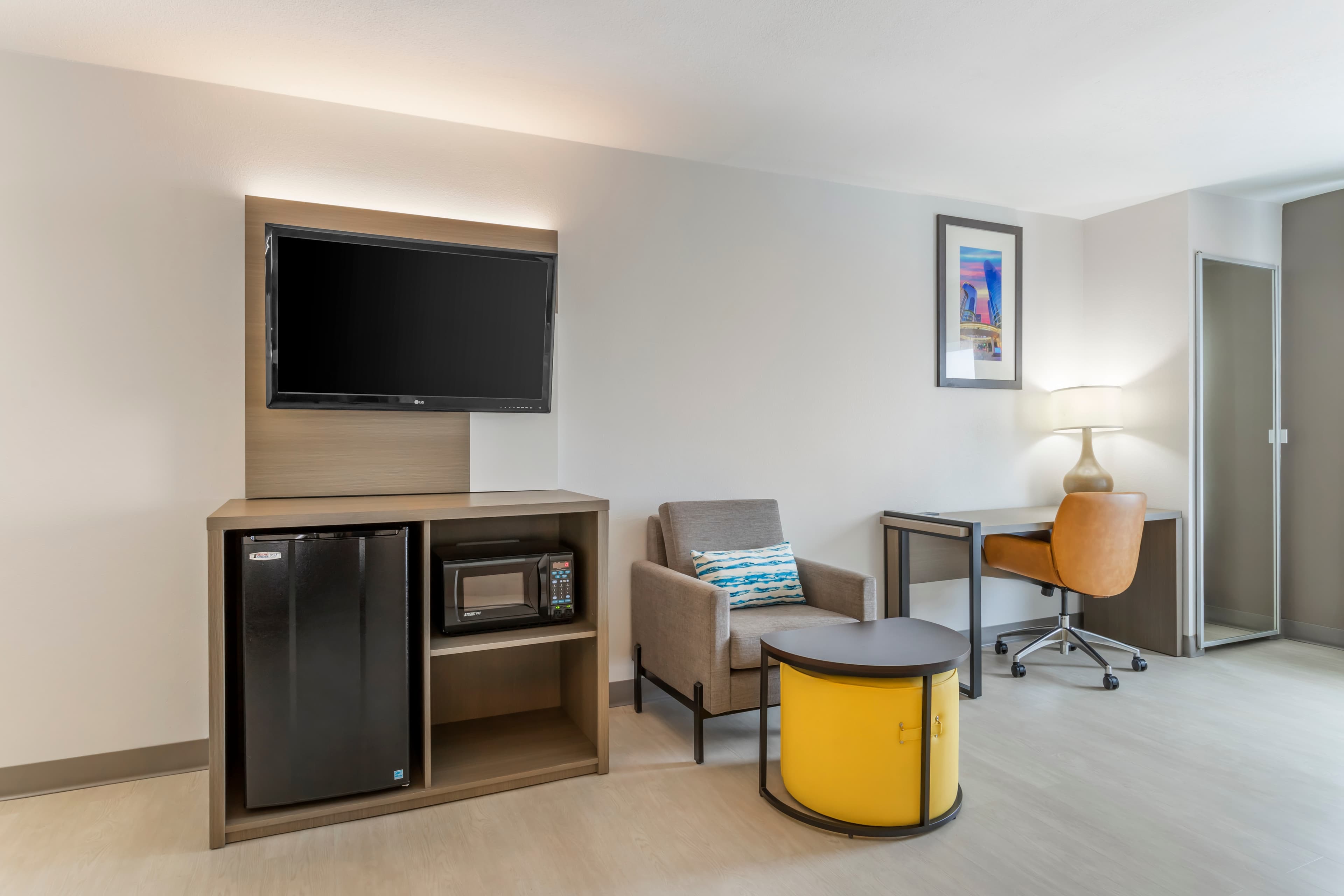 Comfort Inn & Suites Houston FM1960 - Champions — 12