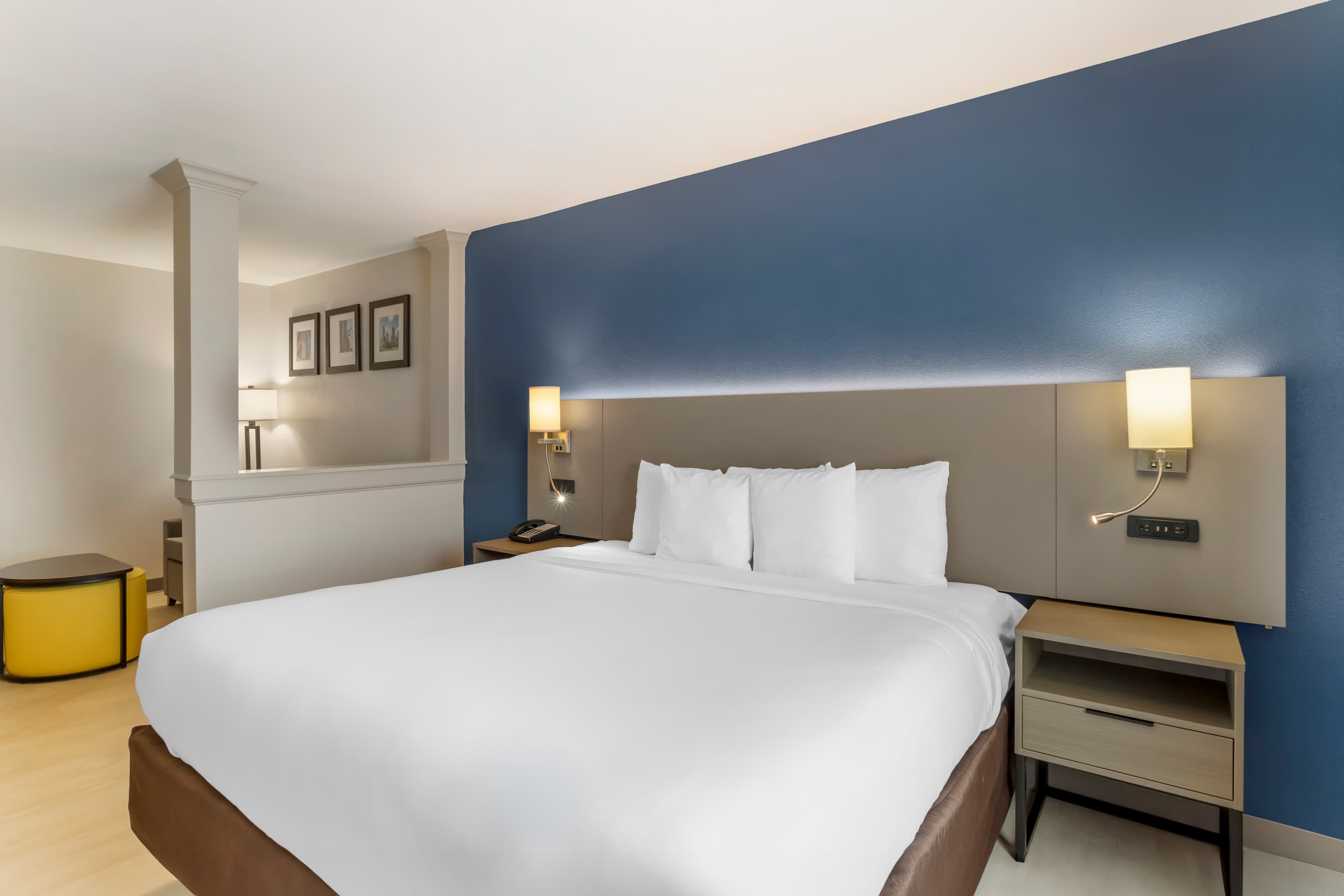 Comfort Inn & Suites Houston FM1960 - Champions — 22