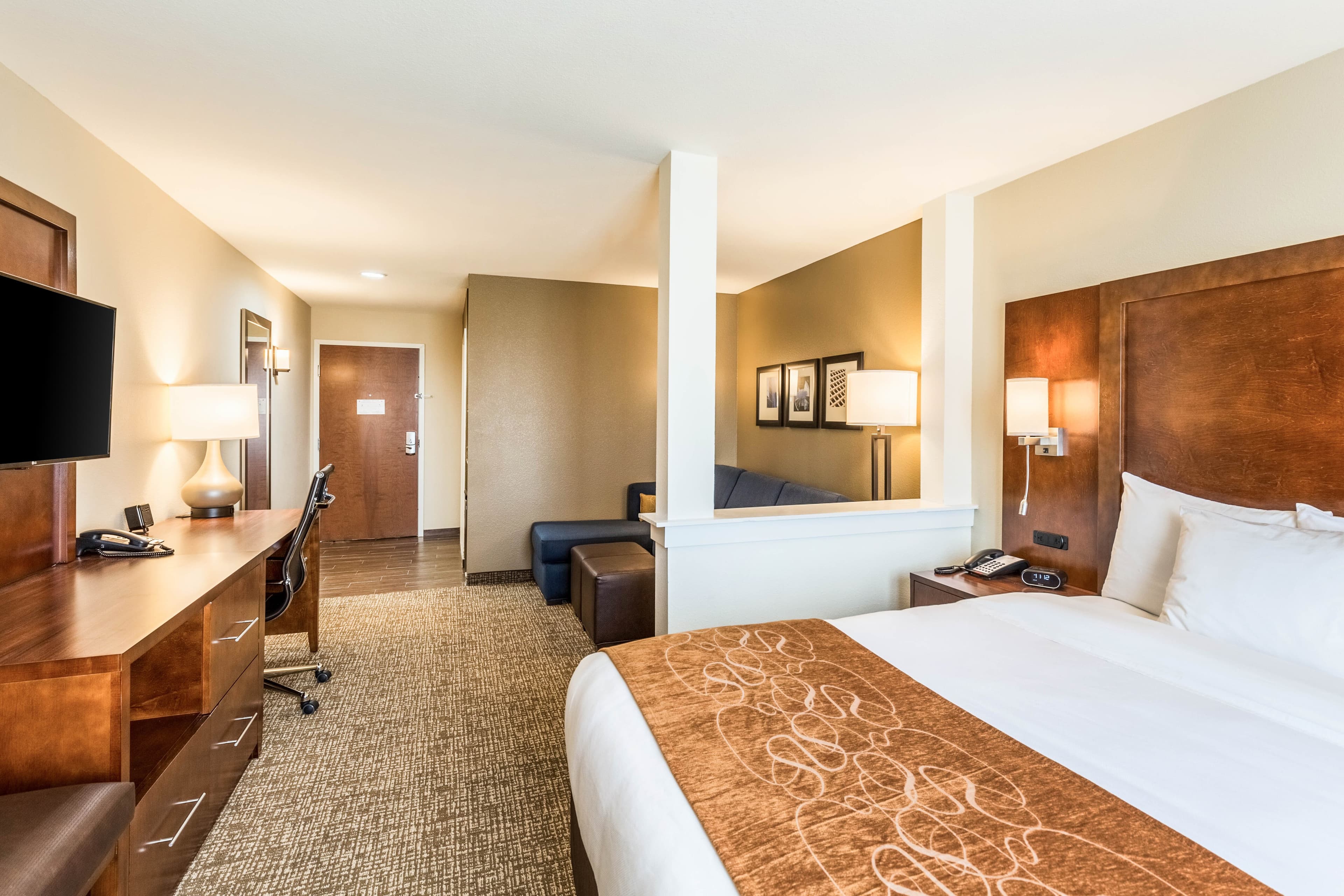 Comfort Suites Channelview - Houston East - Image 2