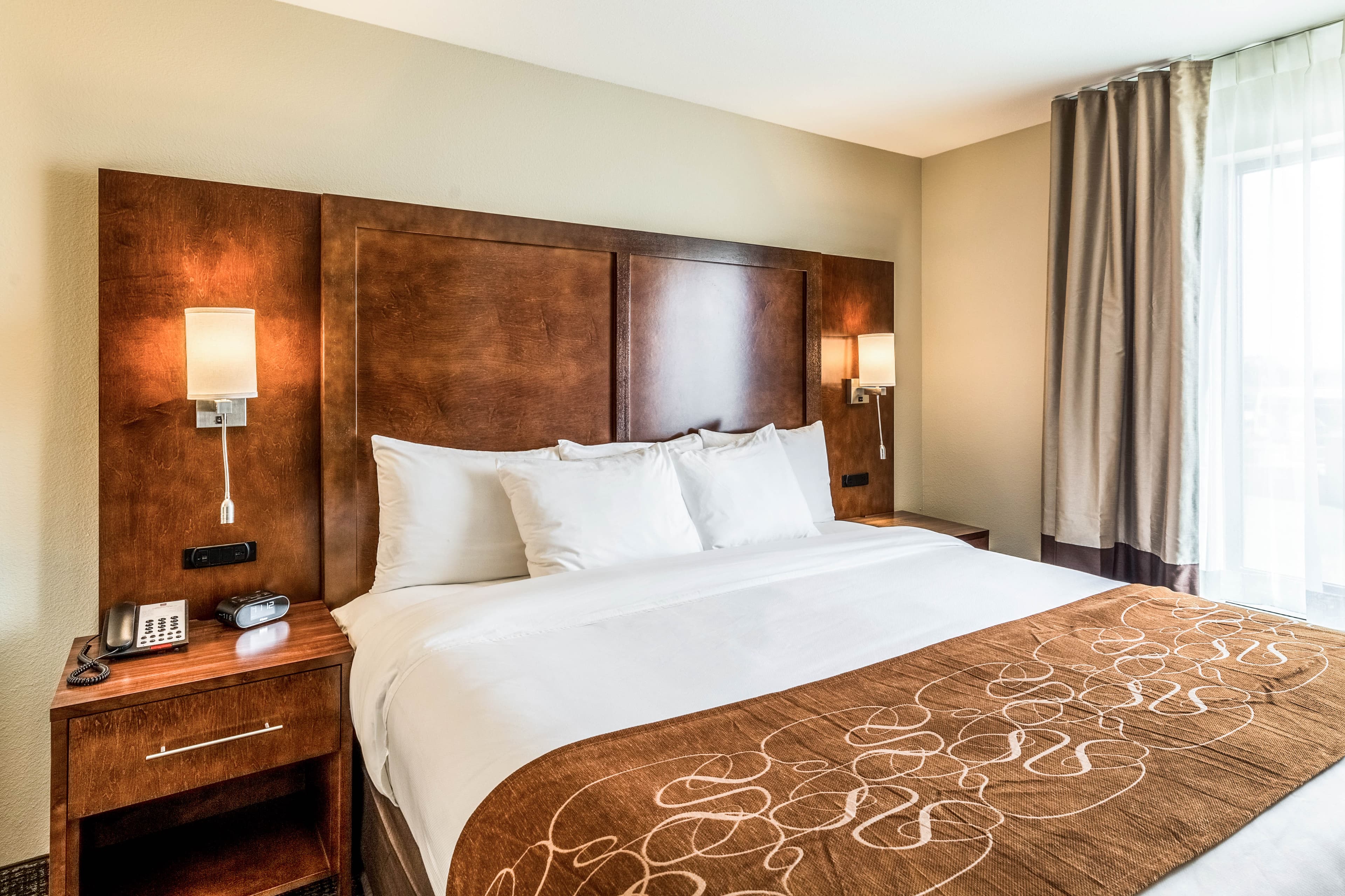 Comfort Suites Channelview - Houston East - Image 3