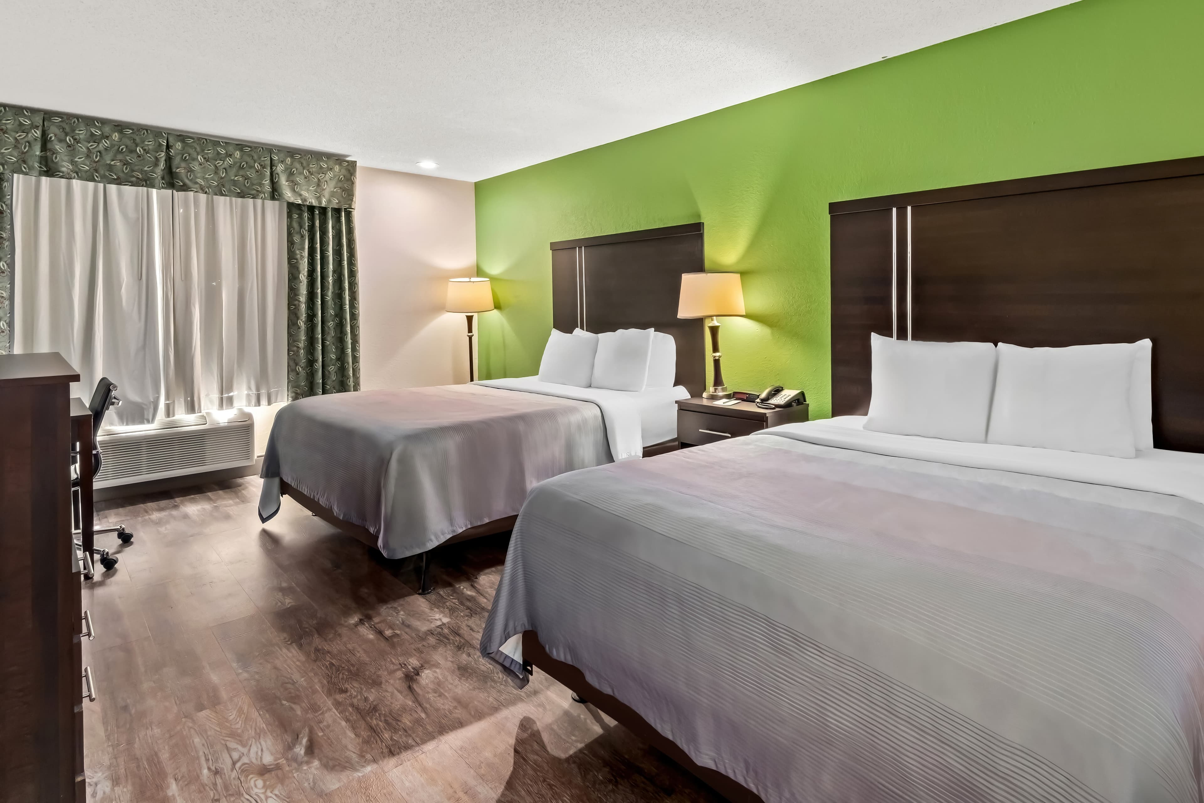 Quality Inn & Suites - Granbury — 12