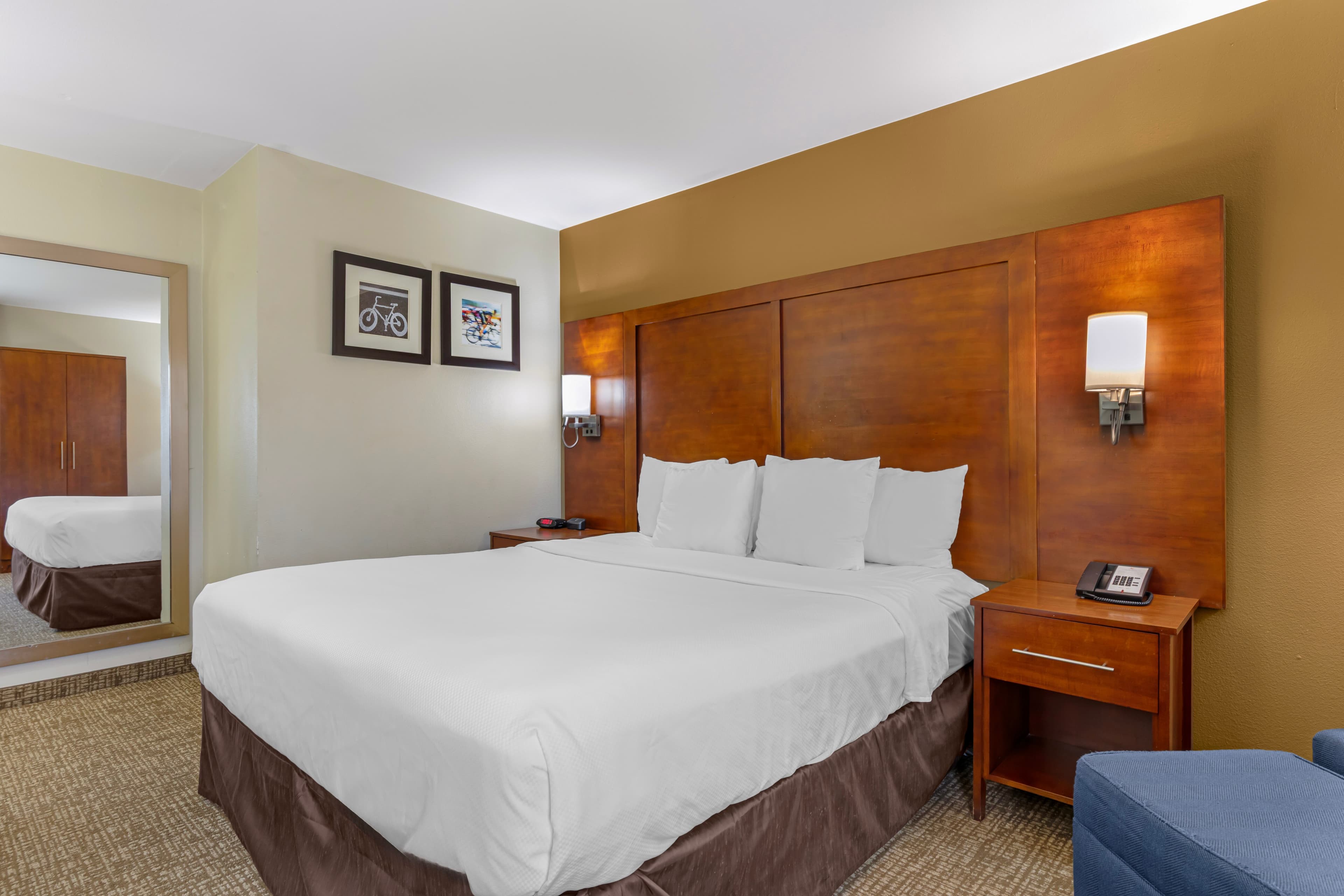 Comfort Inn Wichita Falls North - Image 2