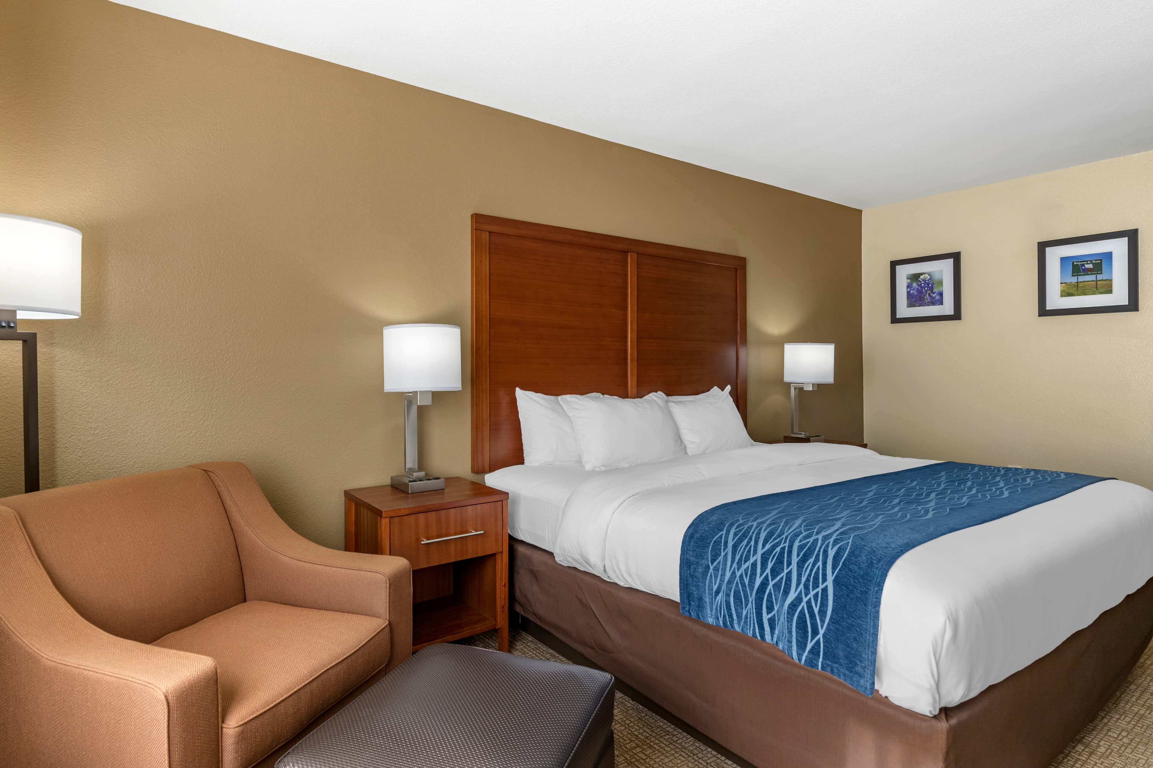 Comfort Inn & Suites Texas Hill Country — 14