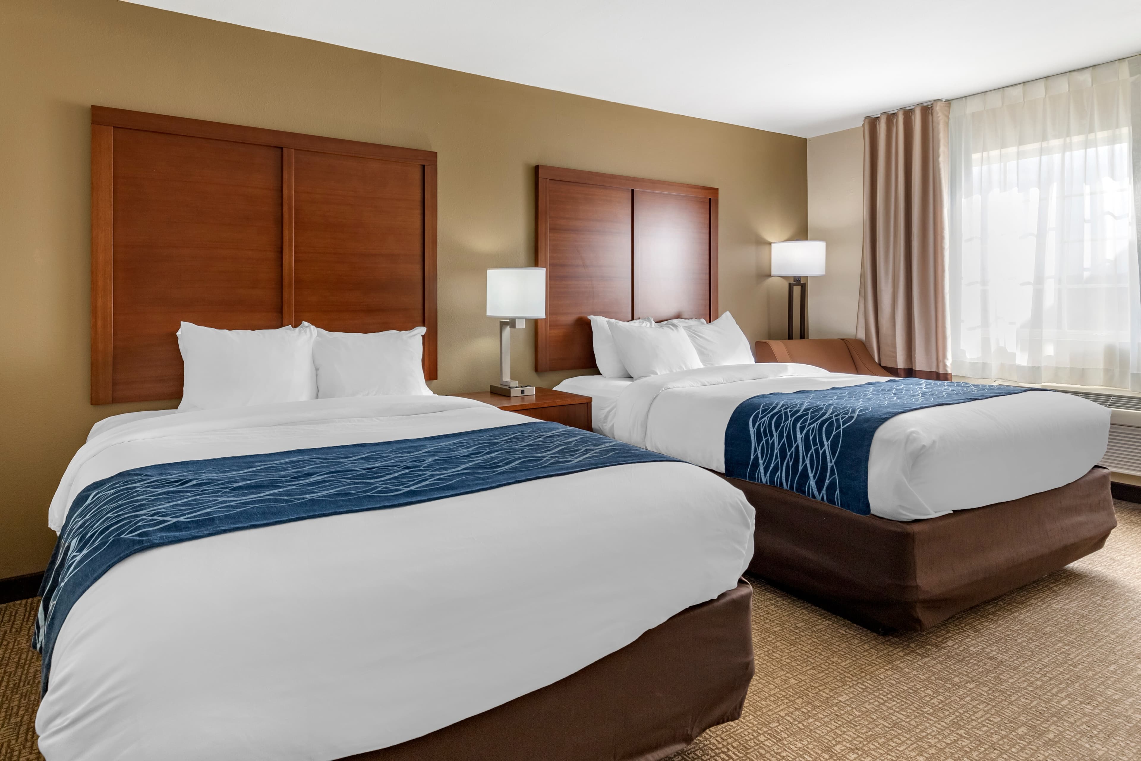 Comfort Inn & Suites Texas Hill Country — 8