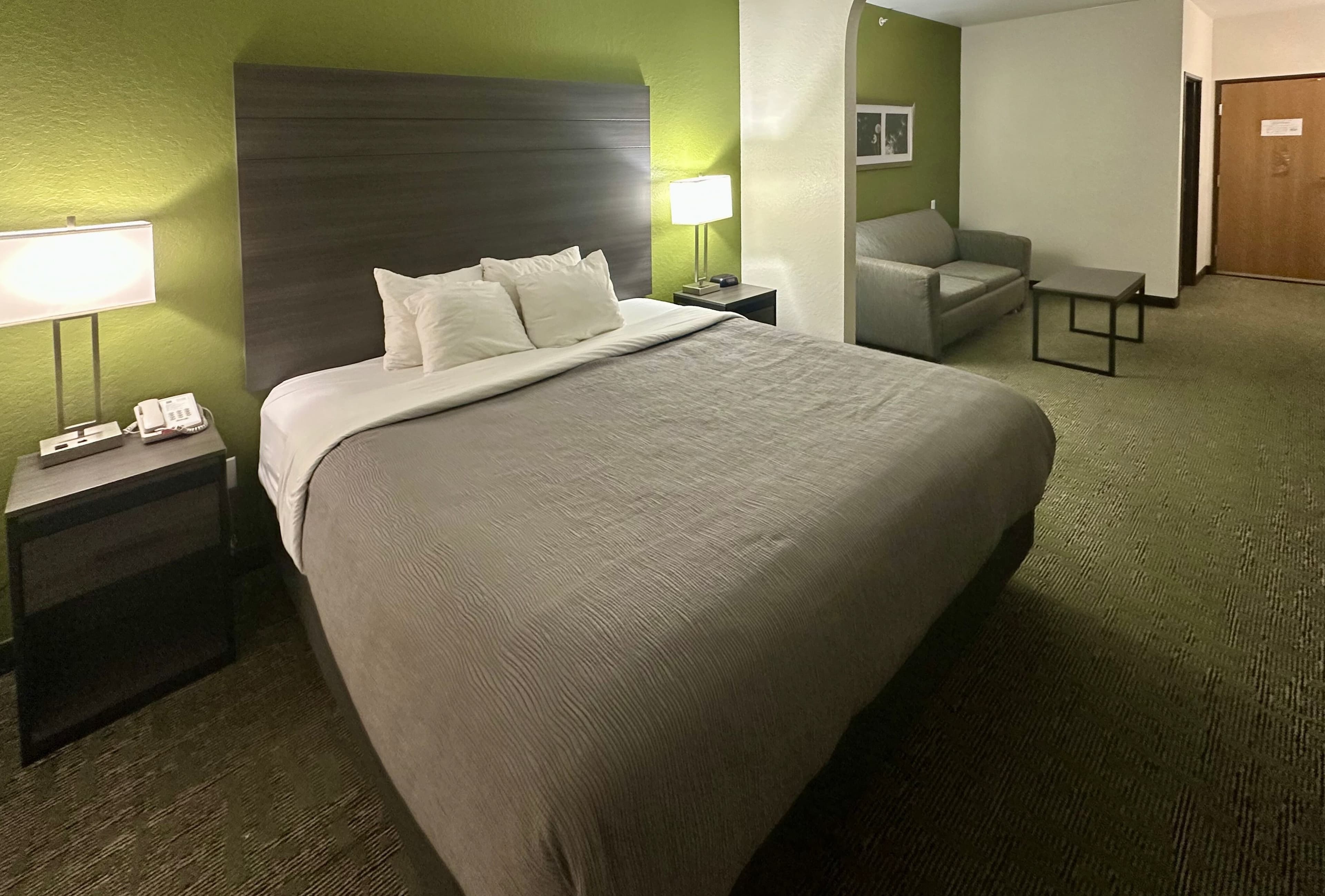 Quality Suites San Antonio Brooks City Base - Image 2