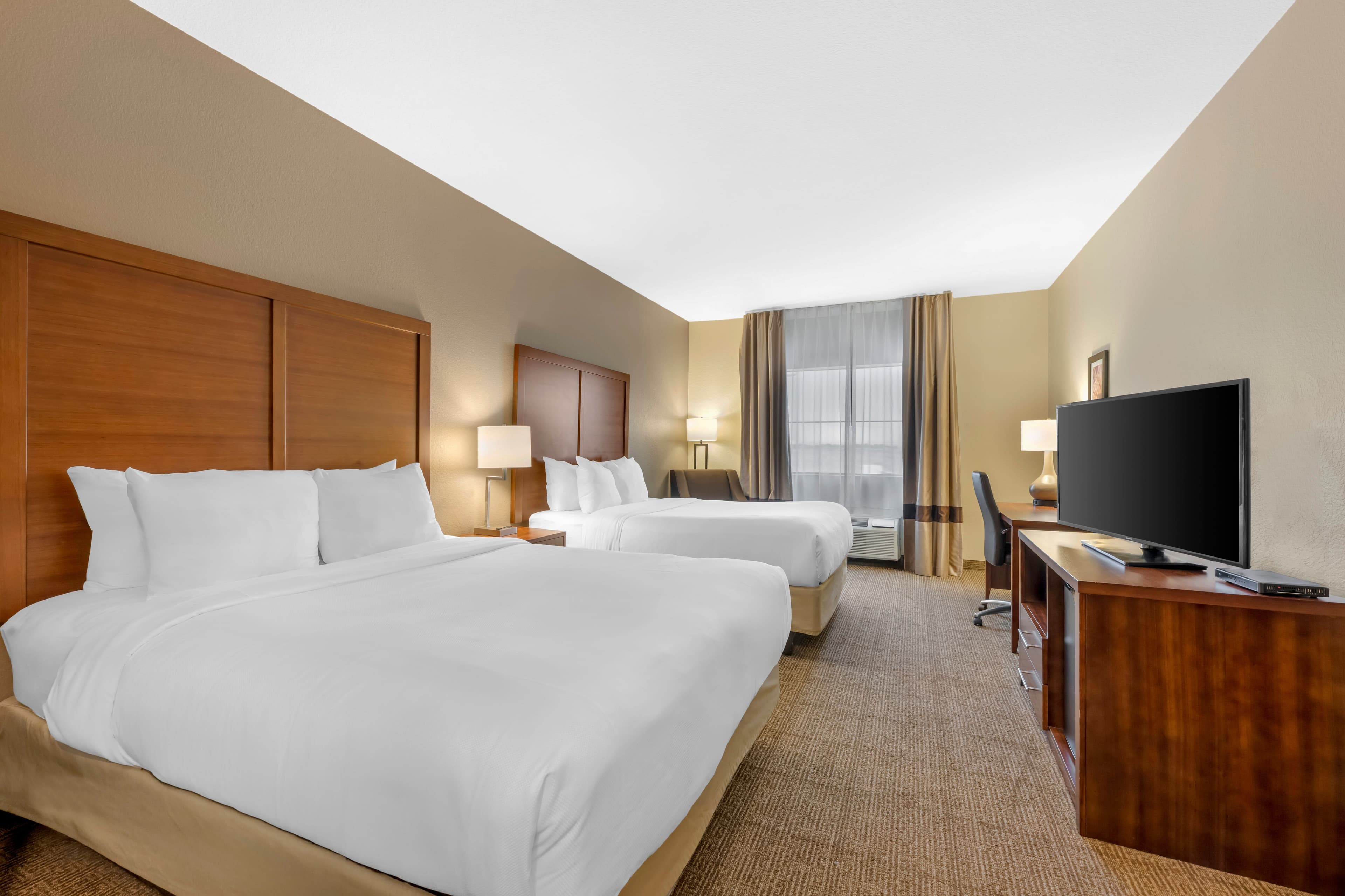 Comfort Inn I-20 Midland Stanton — 10