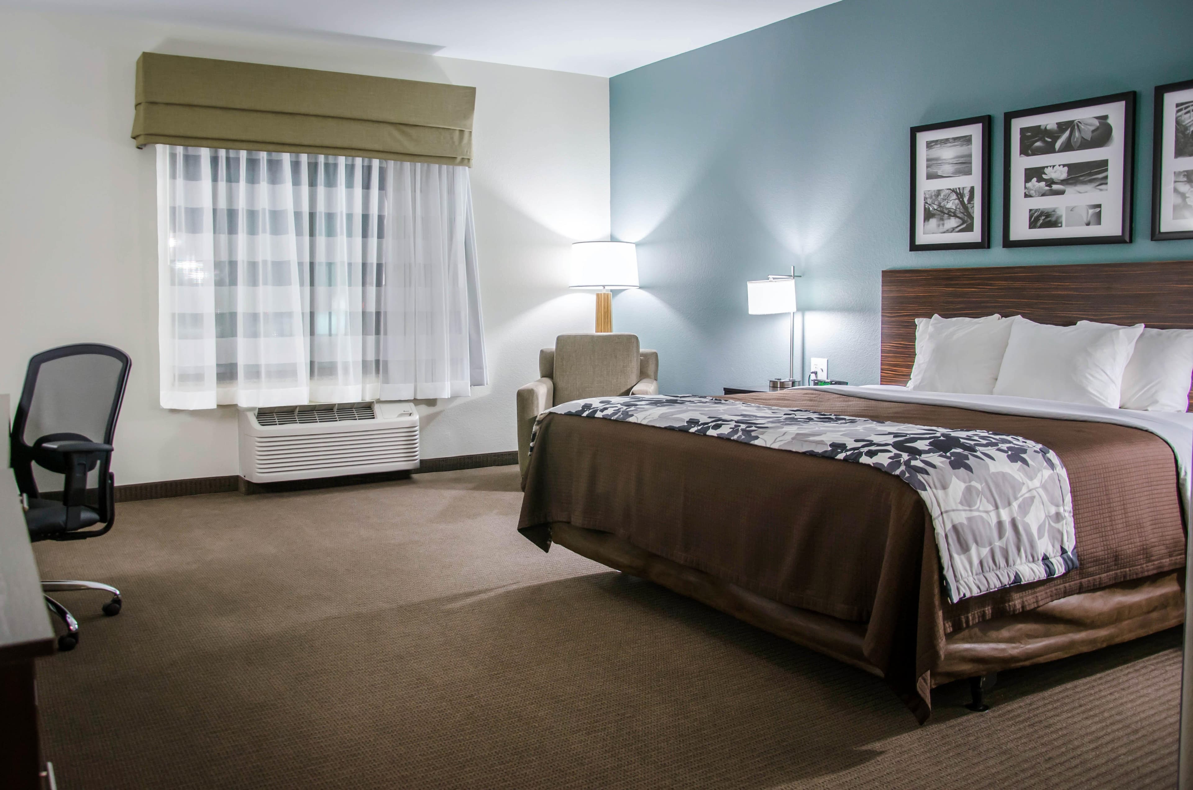 Sleep Inn & Suites Center — 14