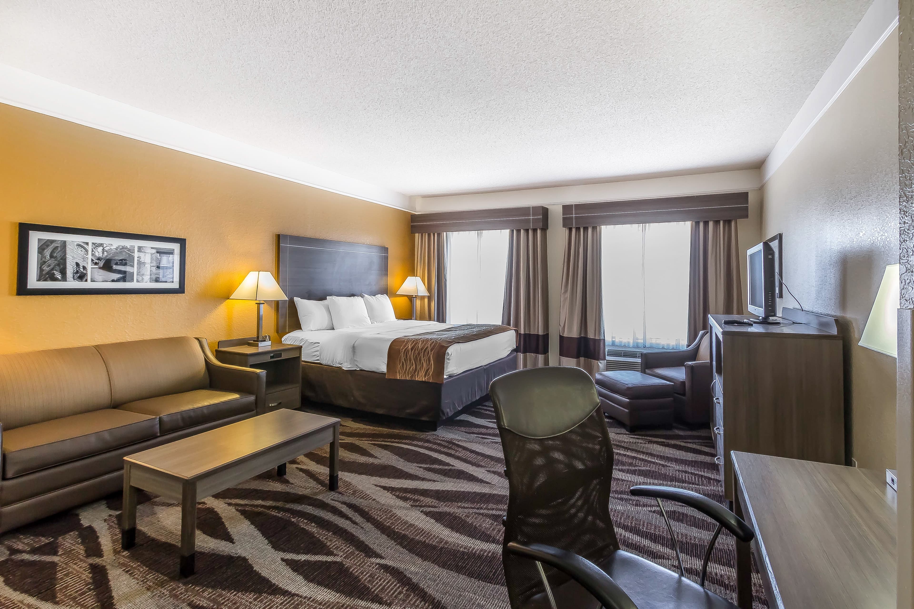 Comfort Inn near Frost Bank Center — 14
