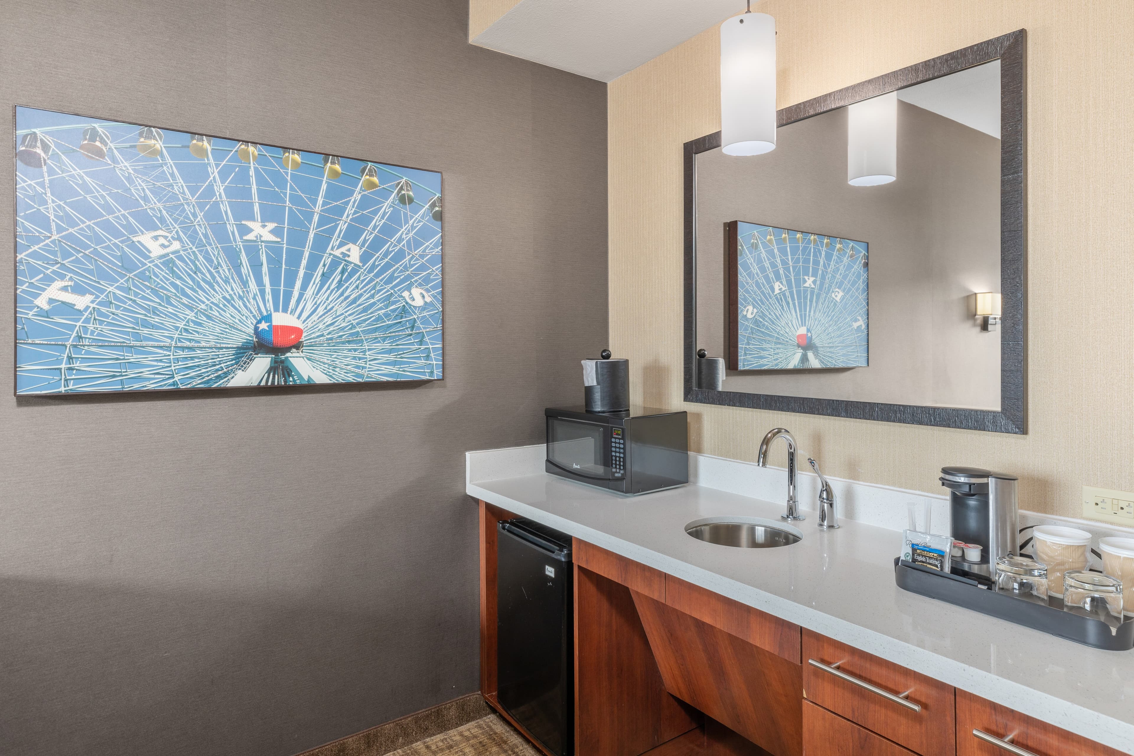 Cambria Hotel Plano Frisco — 12