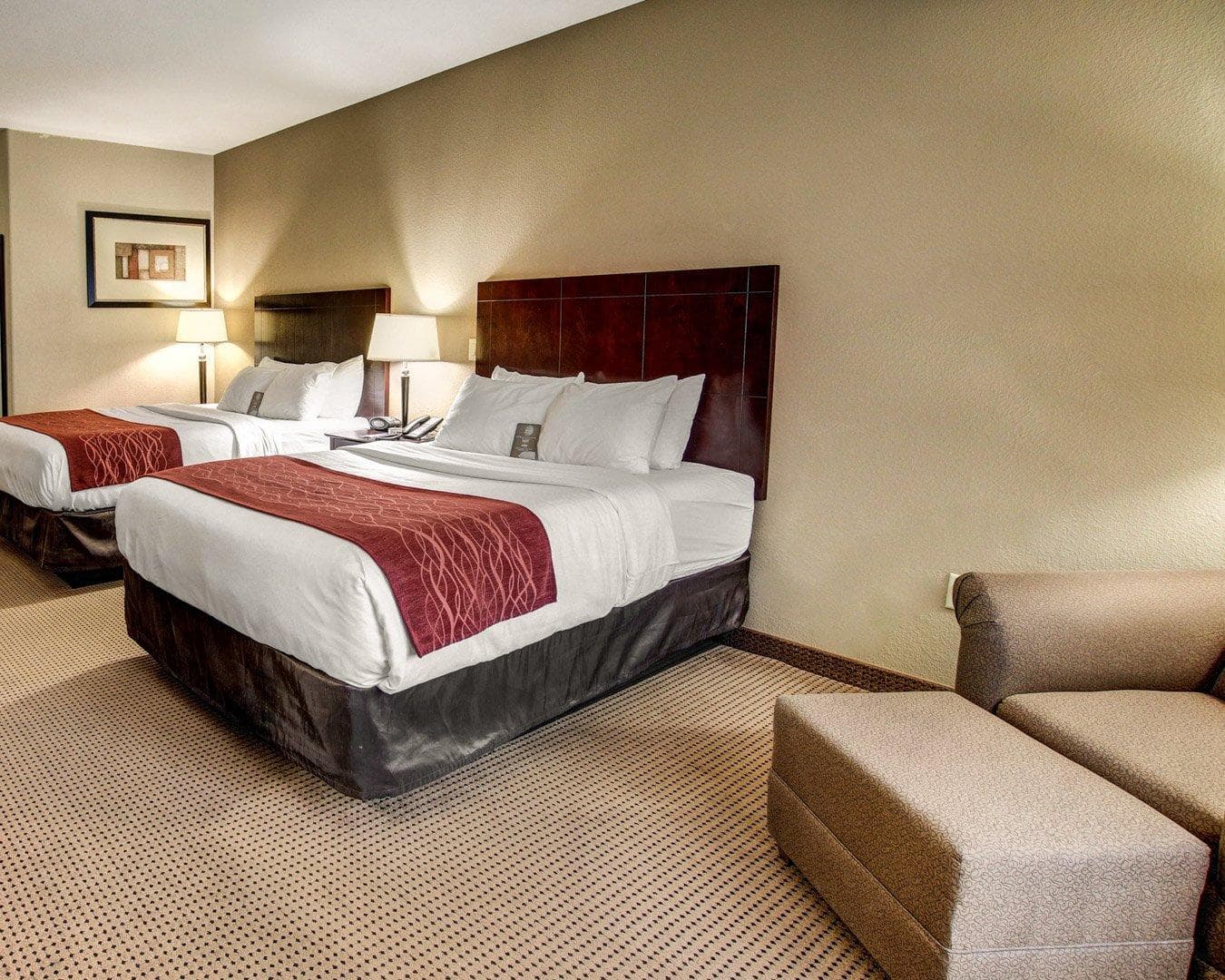 Comfort Inn & Suites Alvarado — 7