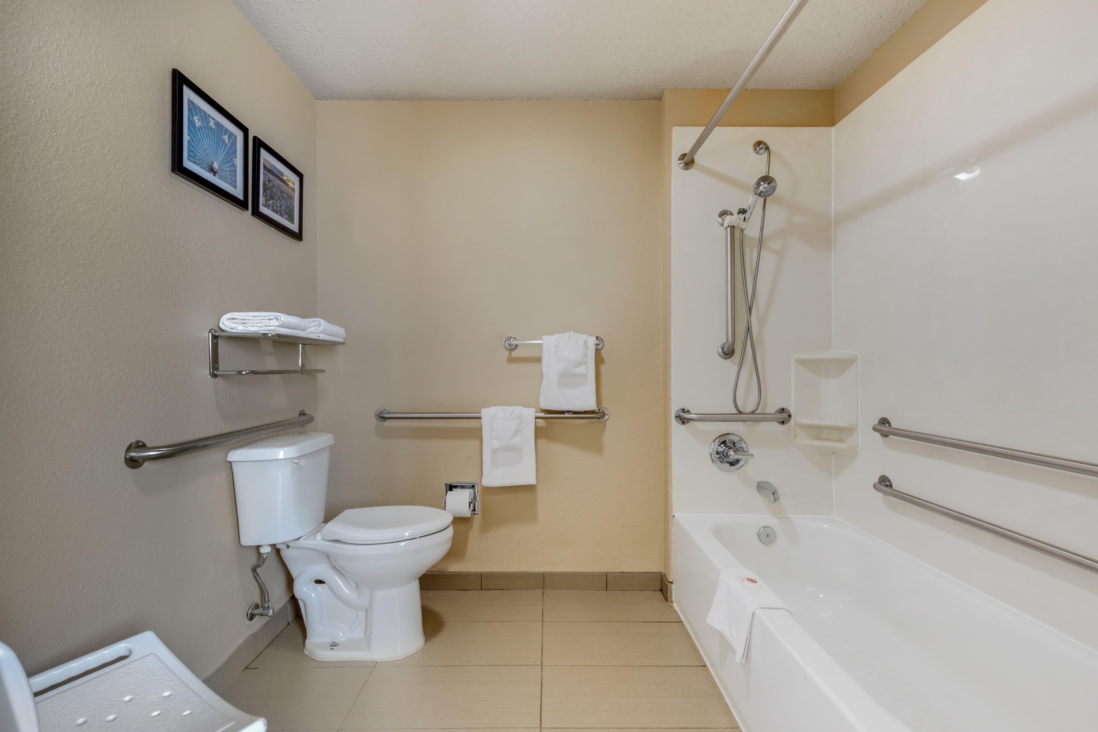 Comfort Suites Waco North - Near University Area - Image 5