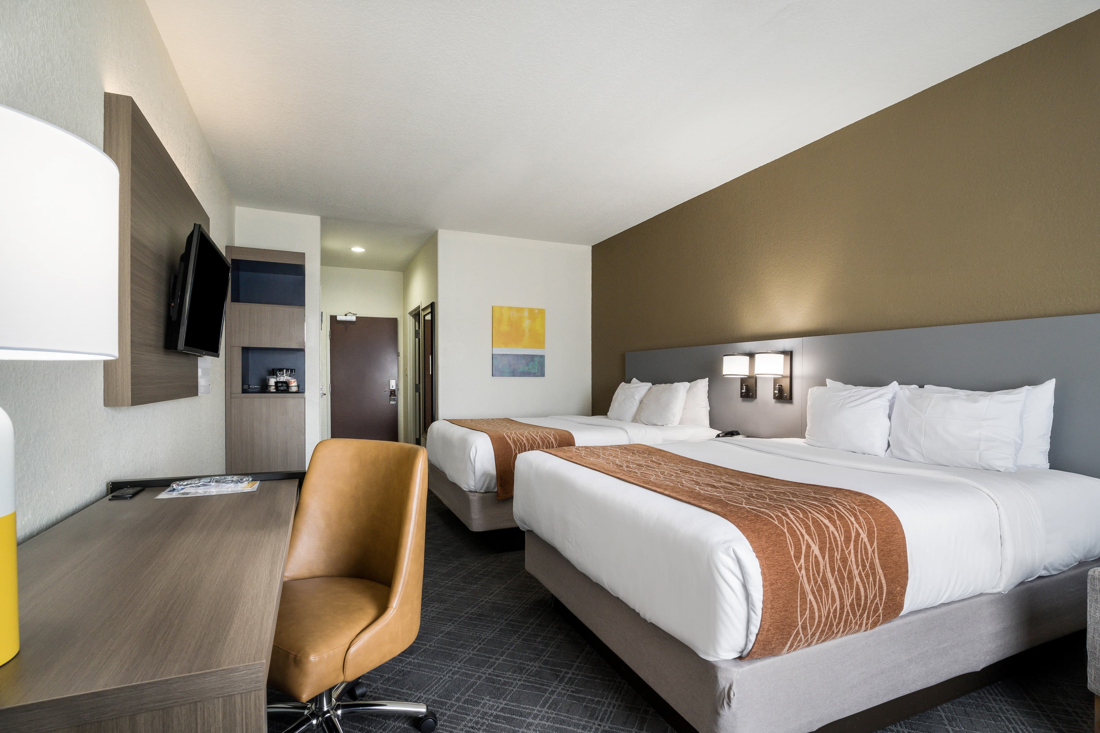 Comfort Inn & Suites Victoria North — 23