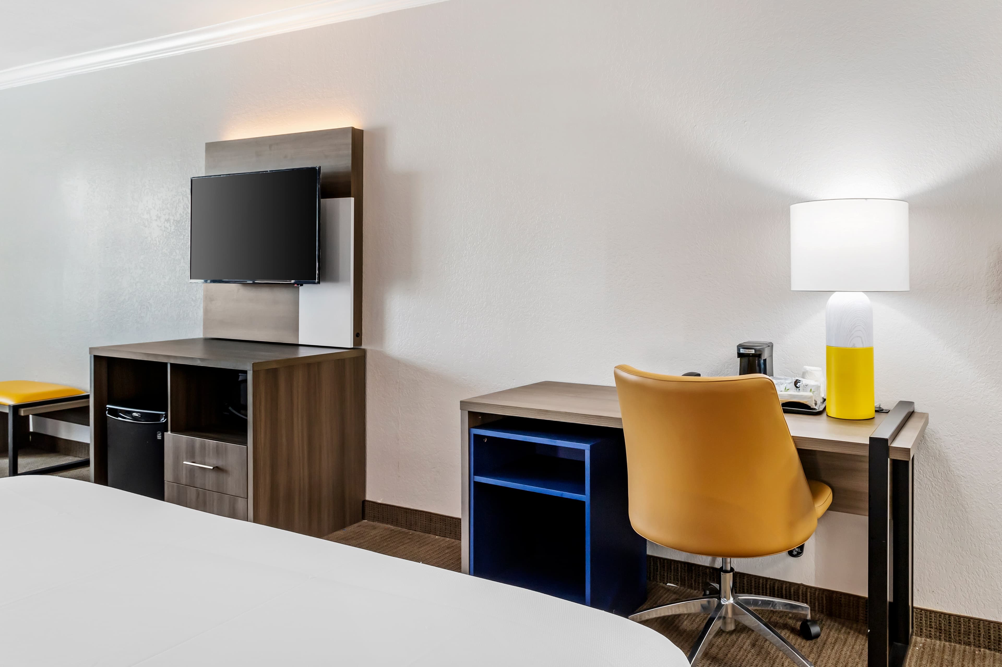 Comfort Inn & Suites Galveston Central Island near Pier — 11