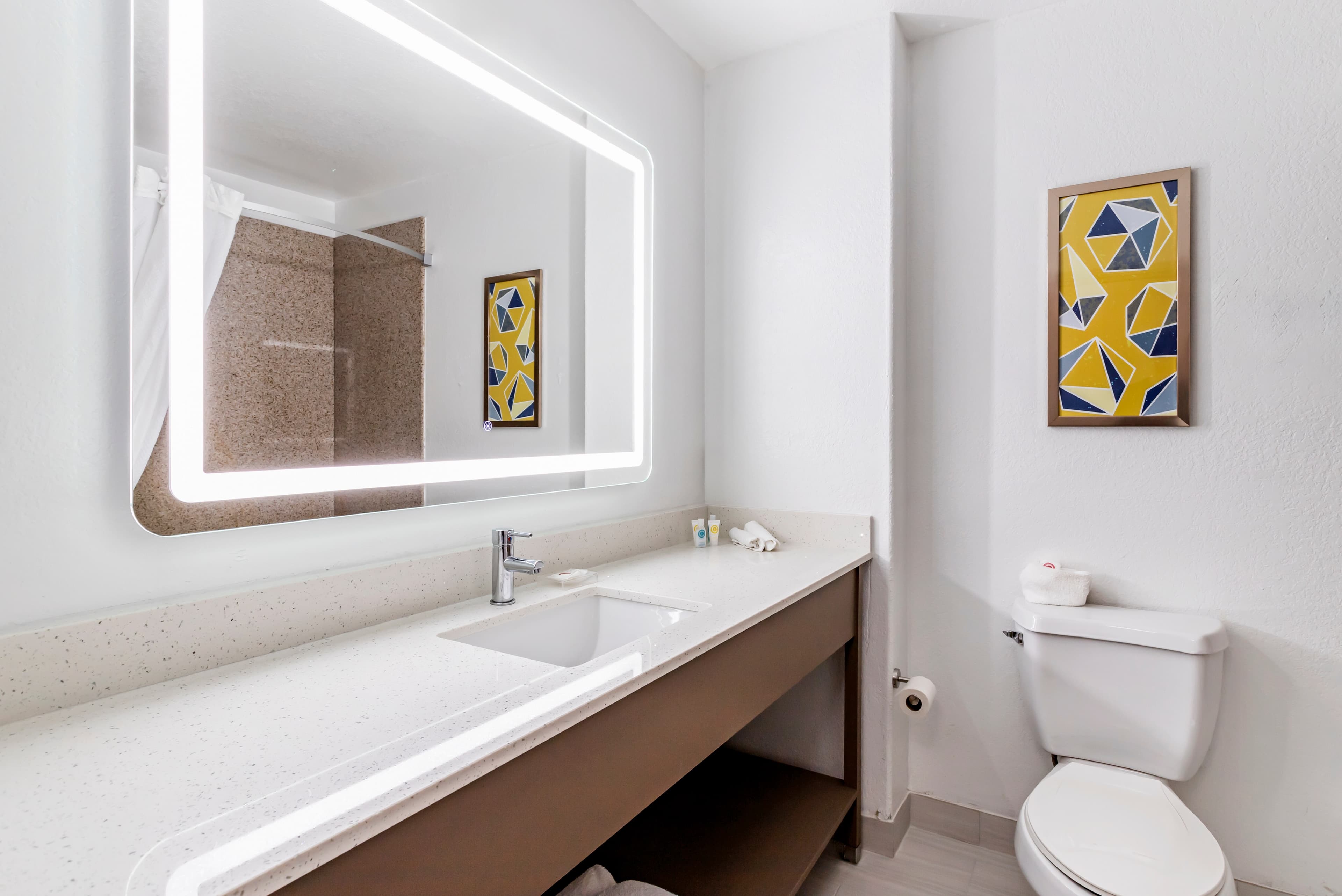 Comfort Inn & Suites Galveston Central Island near Pier — 12