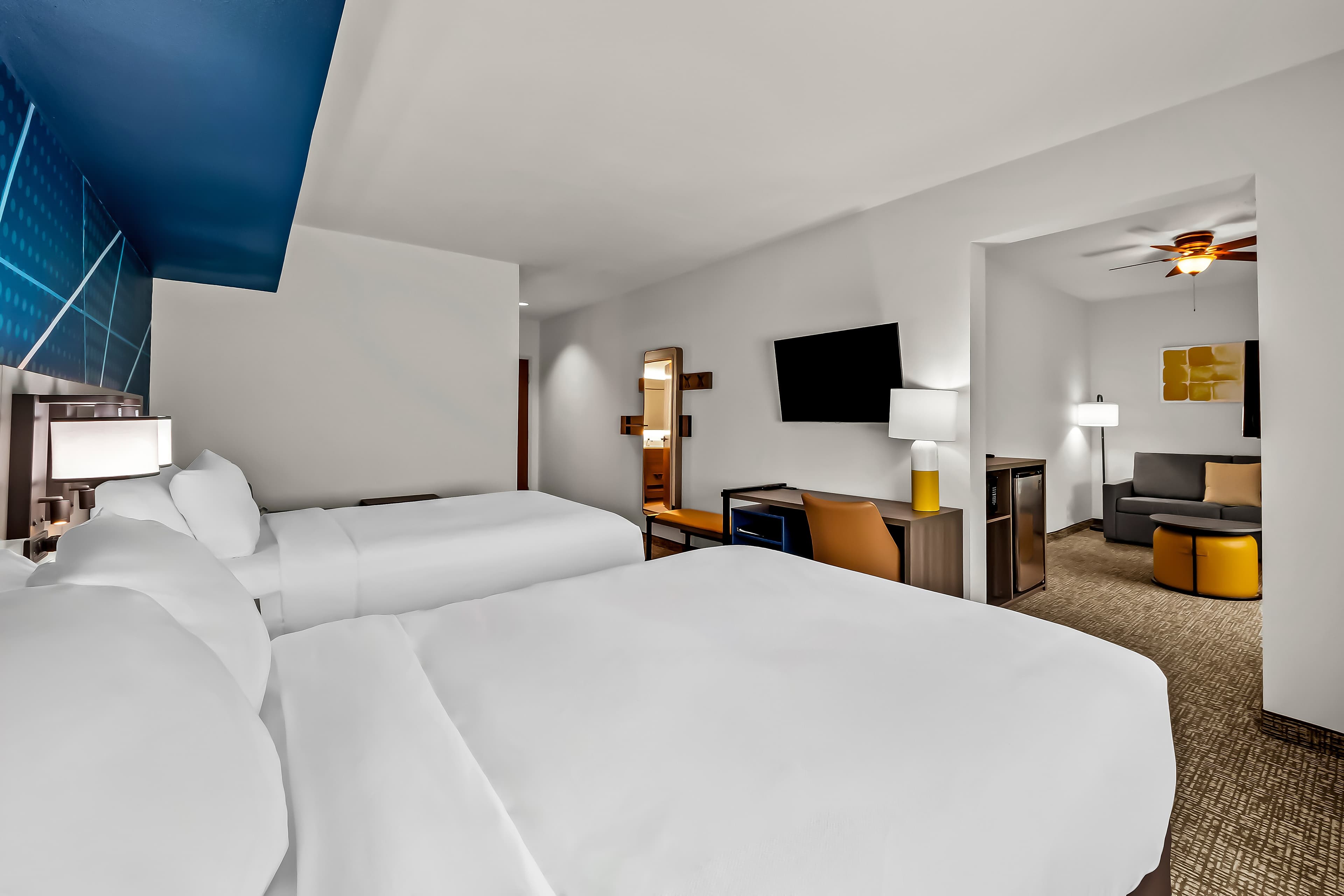 Comfort Inn & Suites Donna near I-2 — 15