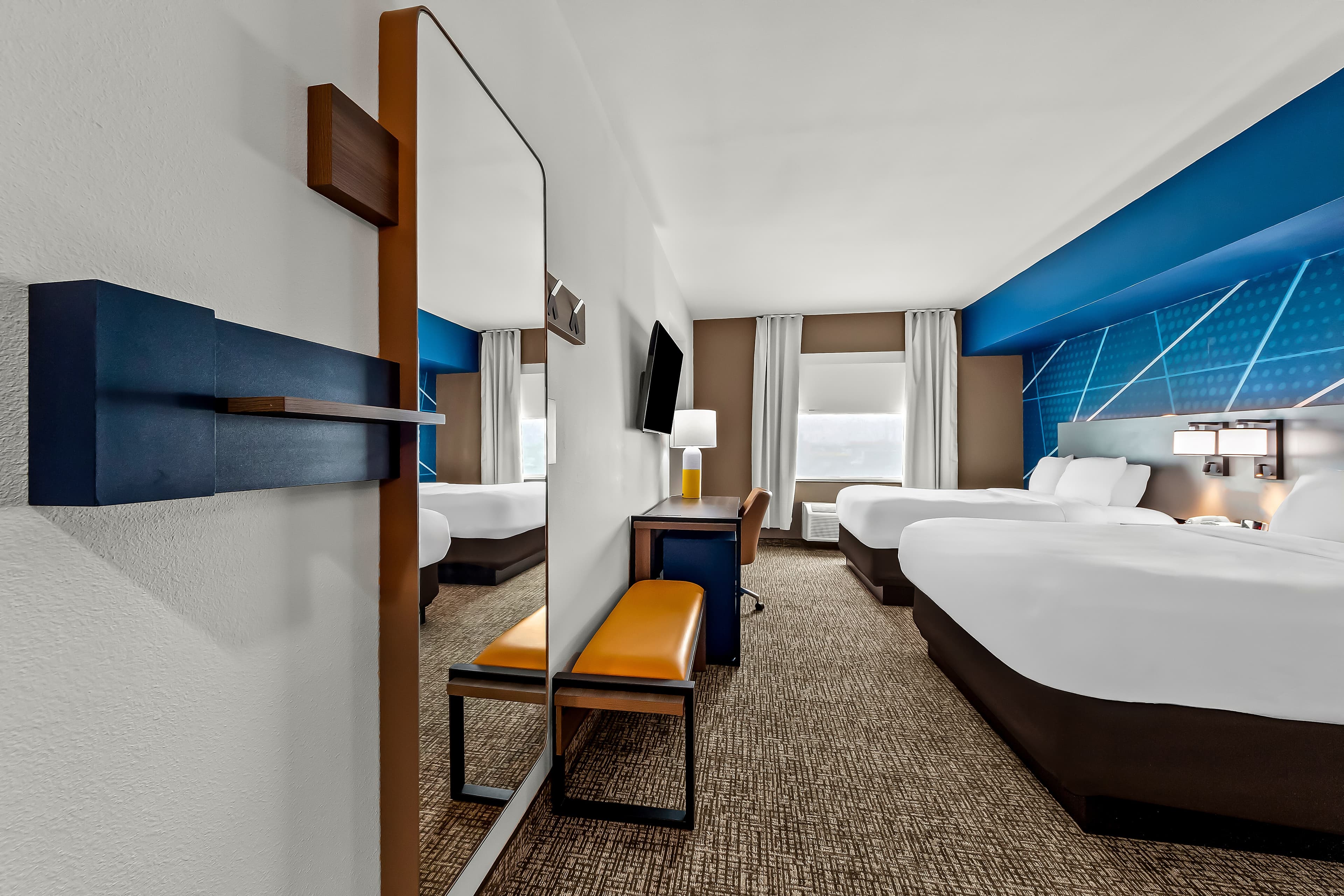 Comfort Inn & Suites Donna near I-2 — 16