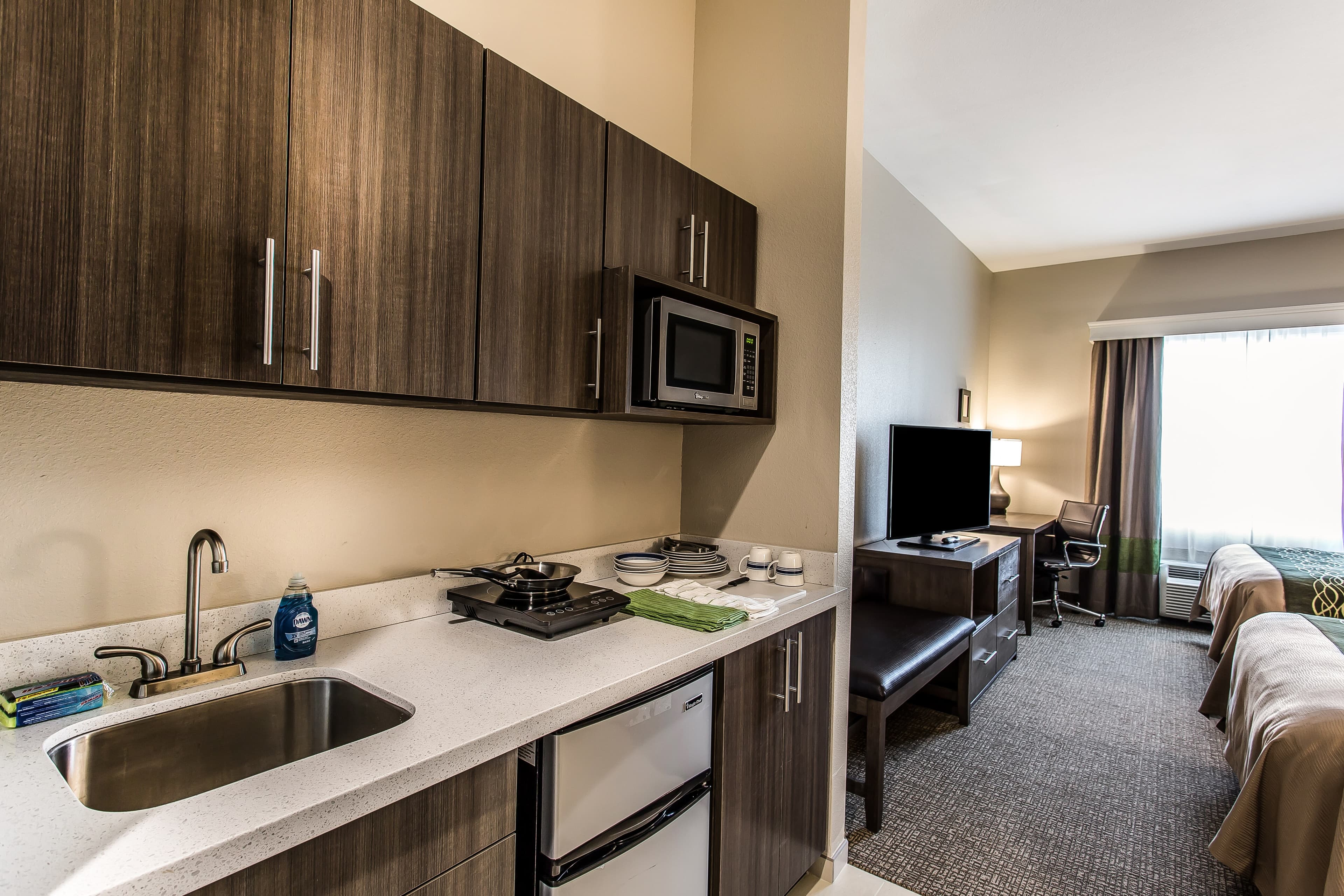 Comfort Inn & Suites Snyder — 6