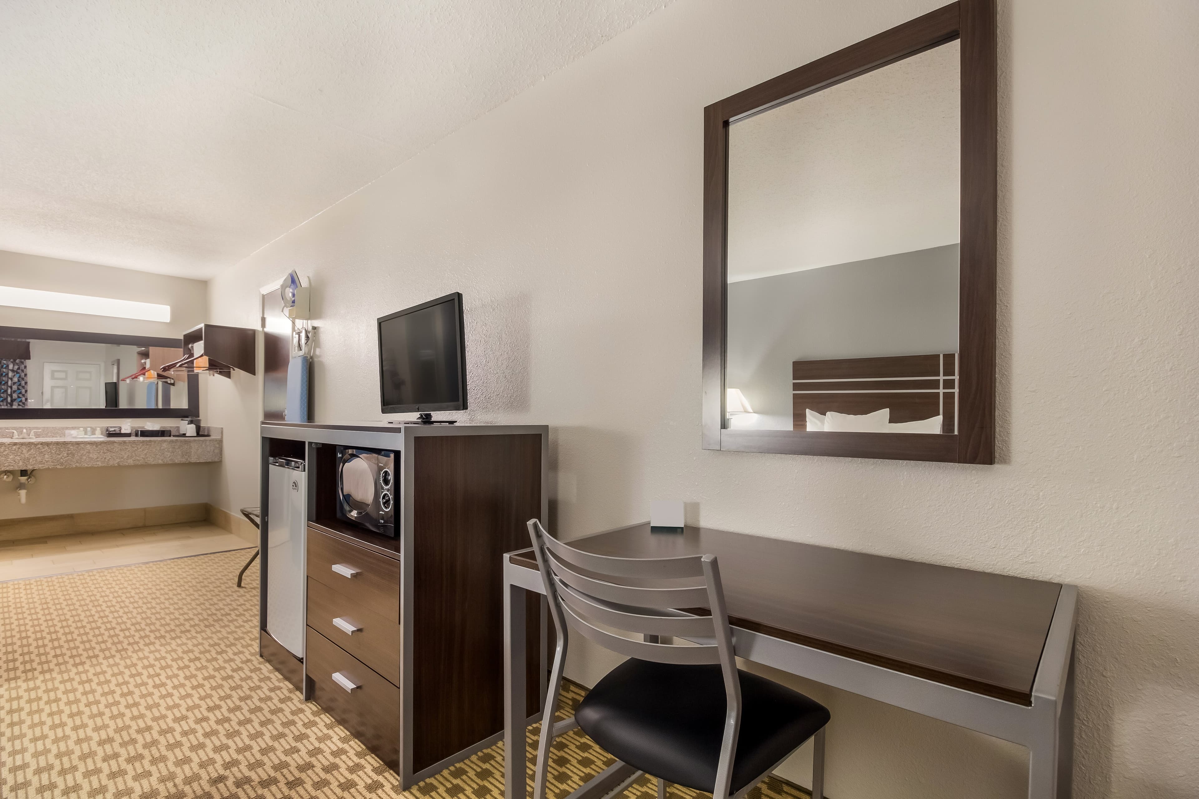 Quality Inn Madisonville — 11
