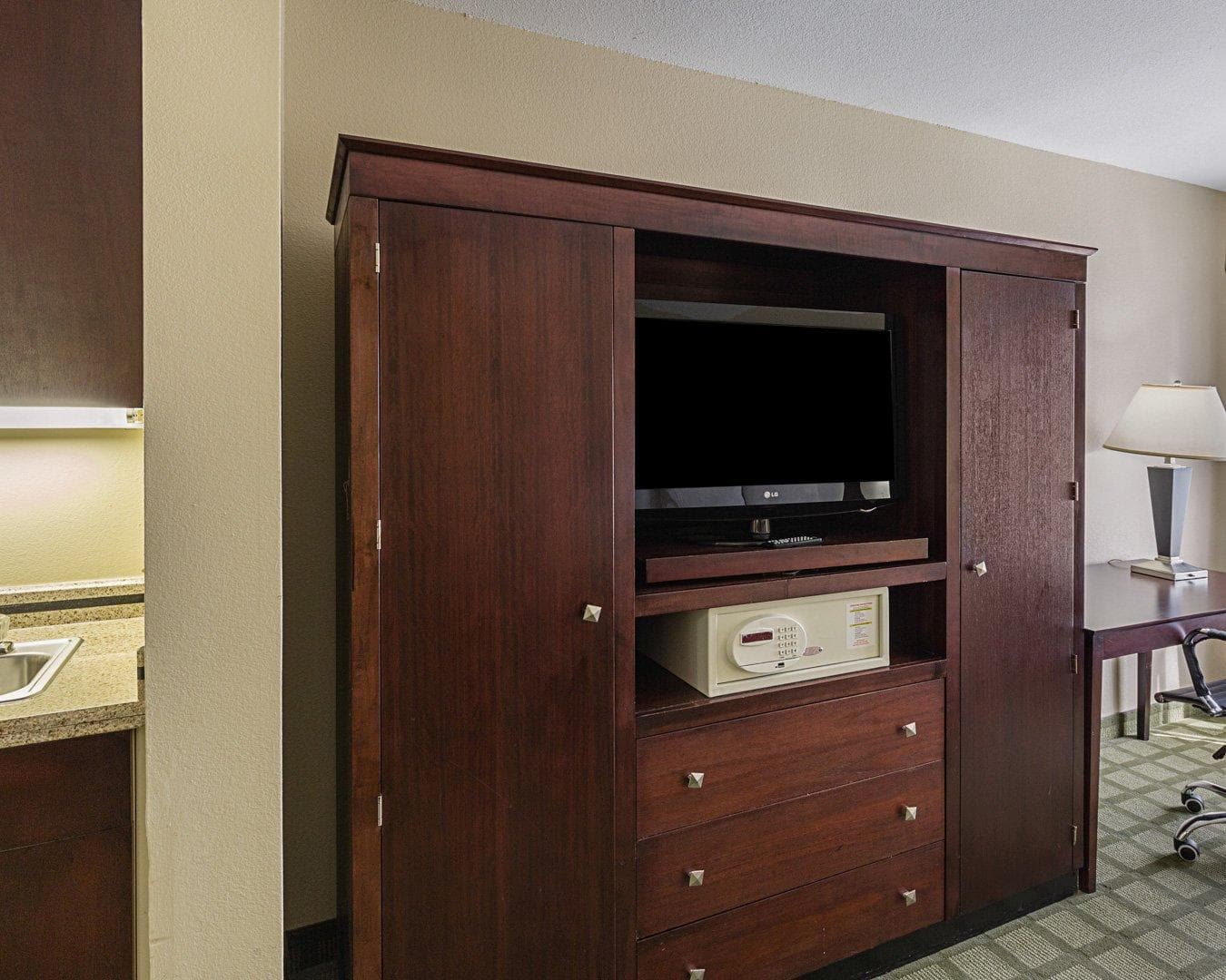Comfort Inn Southwest Fwy at Westpark — 35