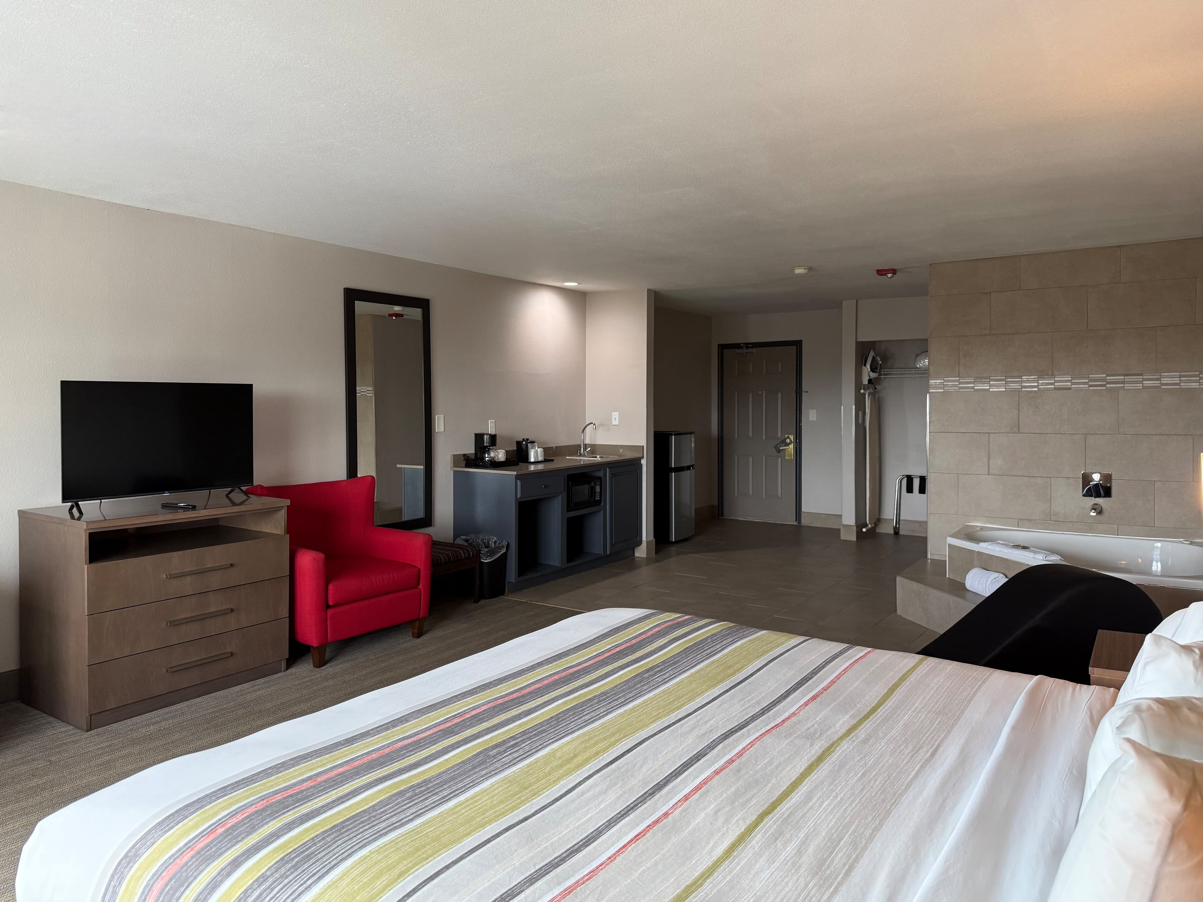 Country Inn & Suites by Radisson, Harlingen, TX — 16