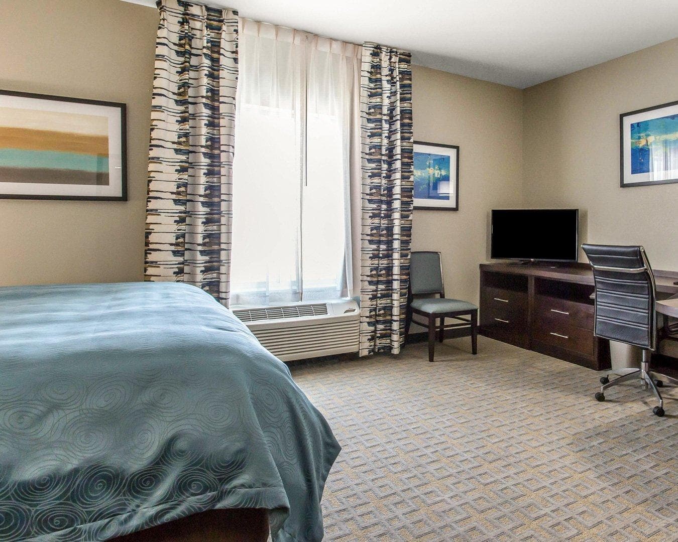 MainStay Suites Midland — 14