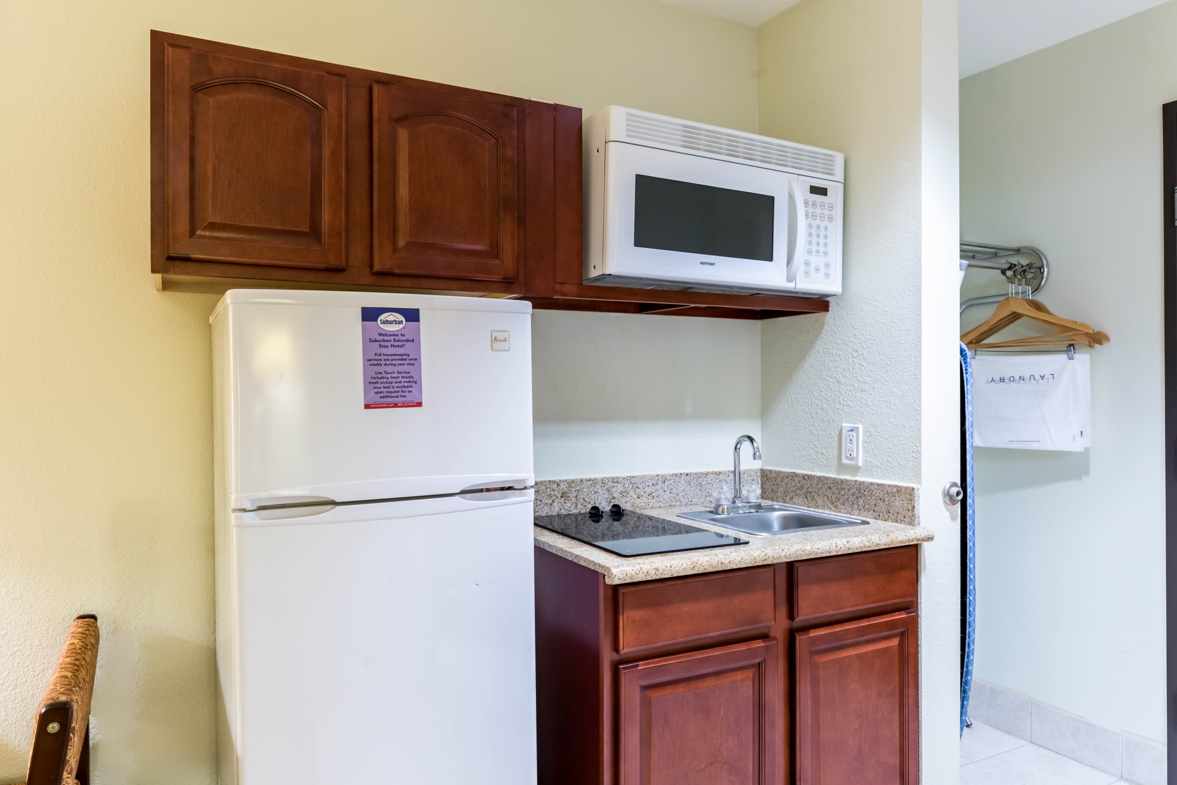 Suburban Studios Beaumont - Image 1