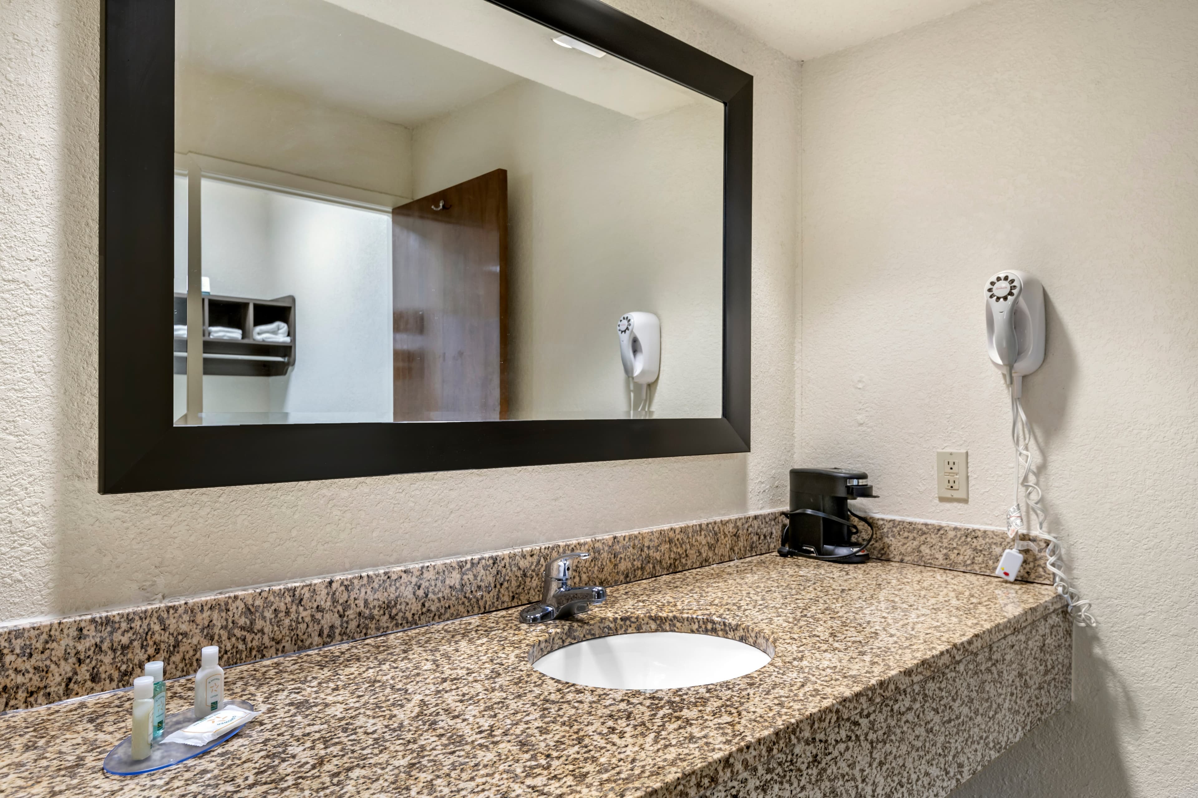 Quality Inn San Angelo - Image 5