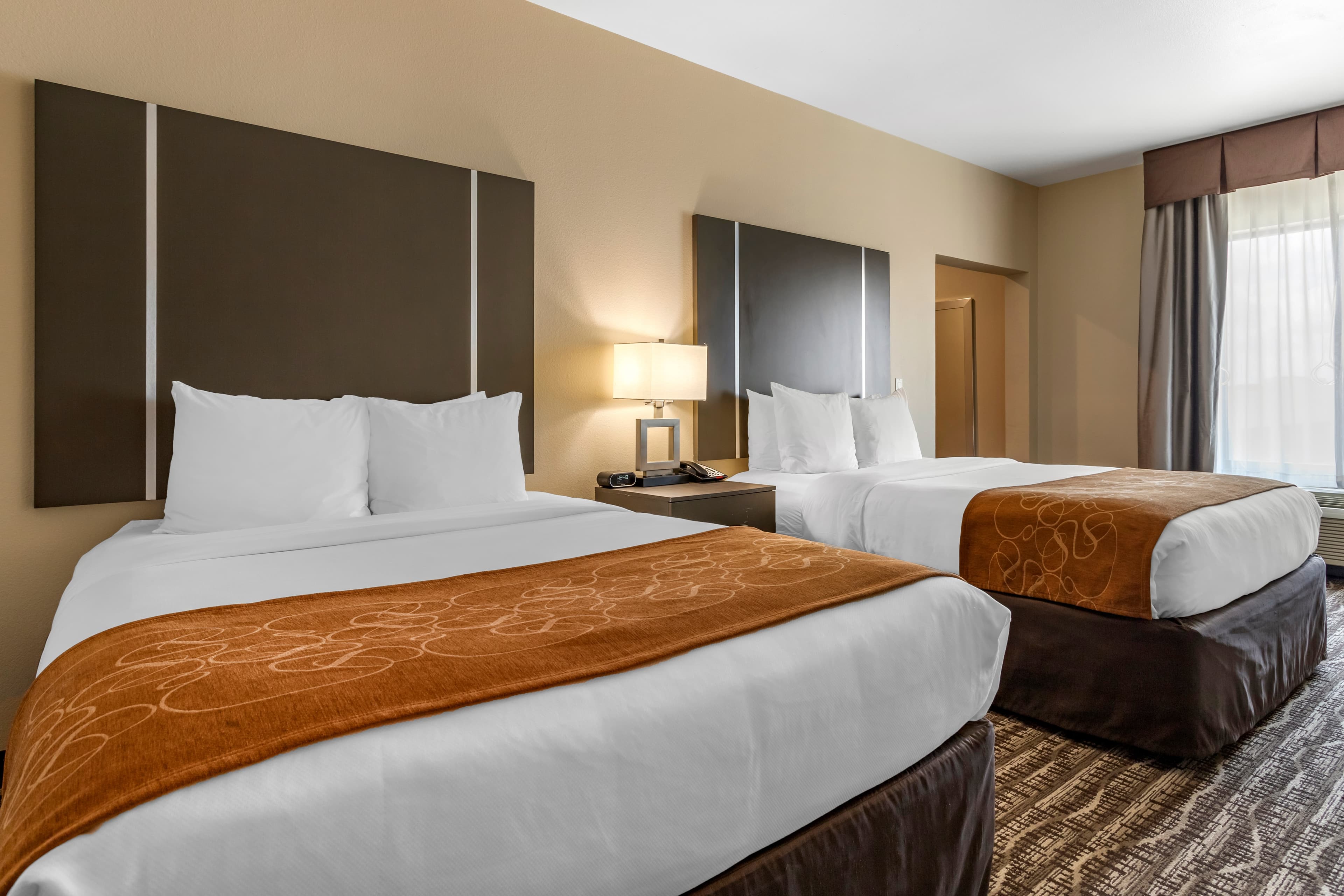 Comfort Suites Near Sam Houston Race Park — 6