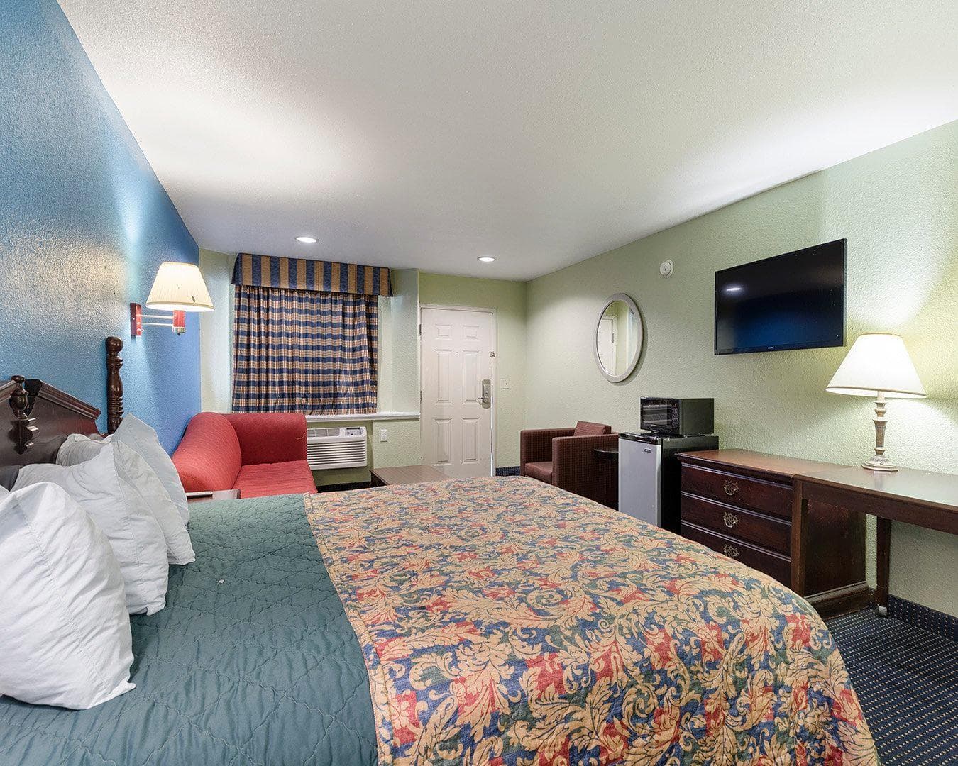Rodeway Inn South Houston - Image 4