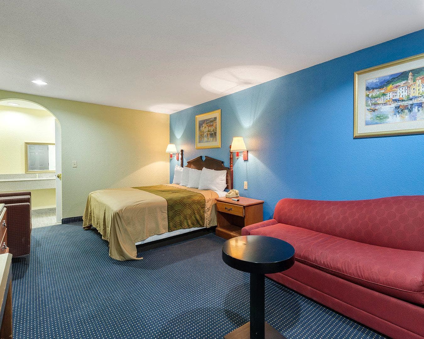 Rodeway Inn South Houston — 10