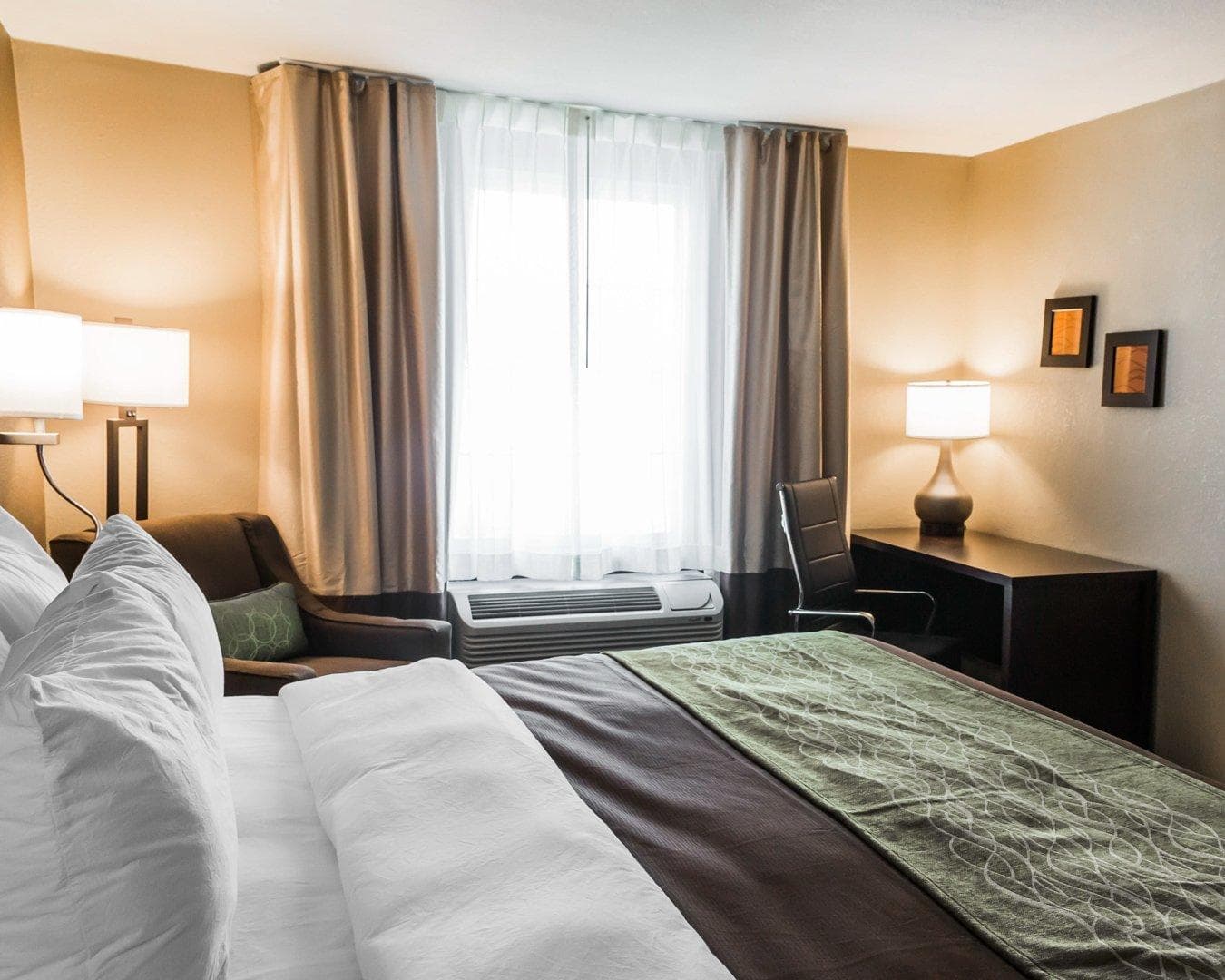 Comfort Inn & Suites Pharr - McAllen - Image 5