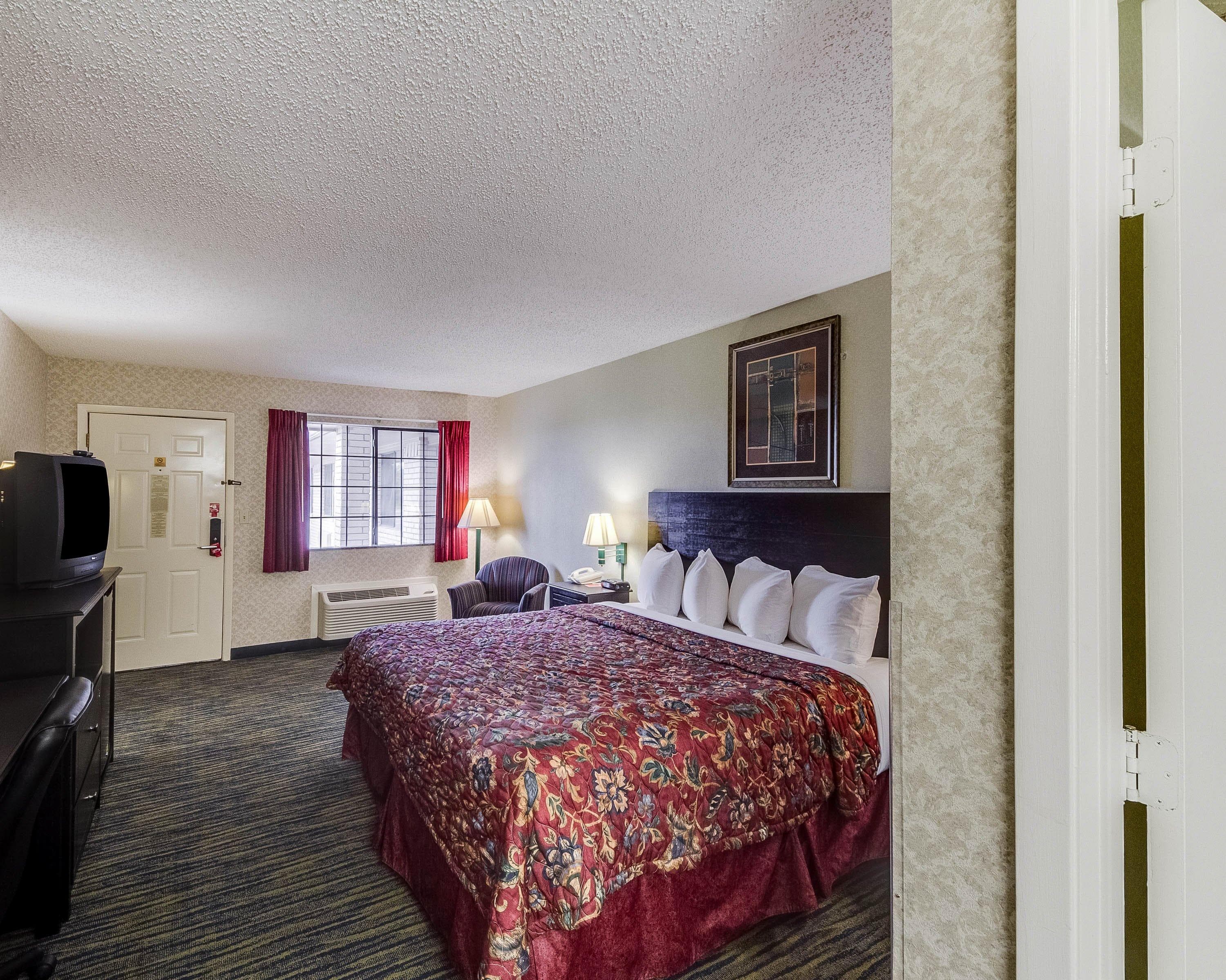 Econo Lodge Falfurrias Hwy 281 - Image 5